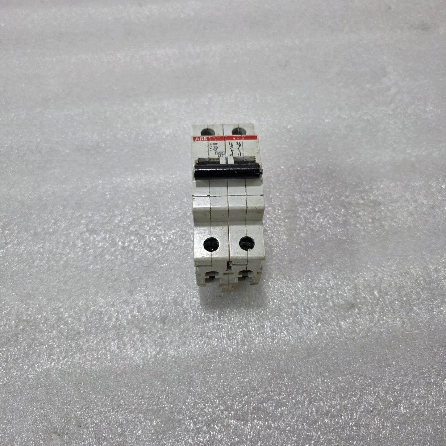 ABB S202 C25 2P 25A TYPE C 400V 6KA MCB MINIATURE CIRCUIT BREAKER
