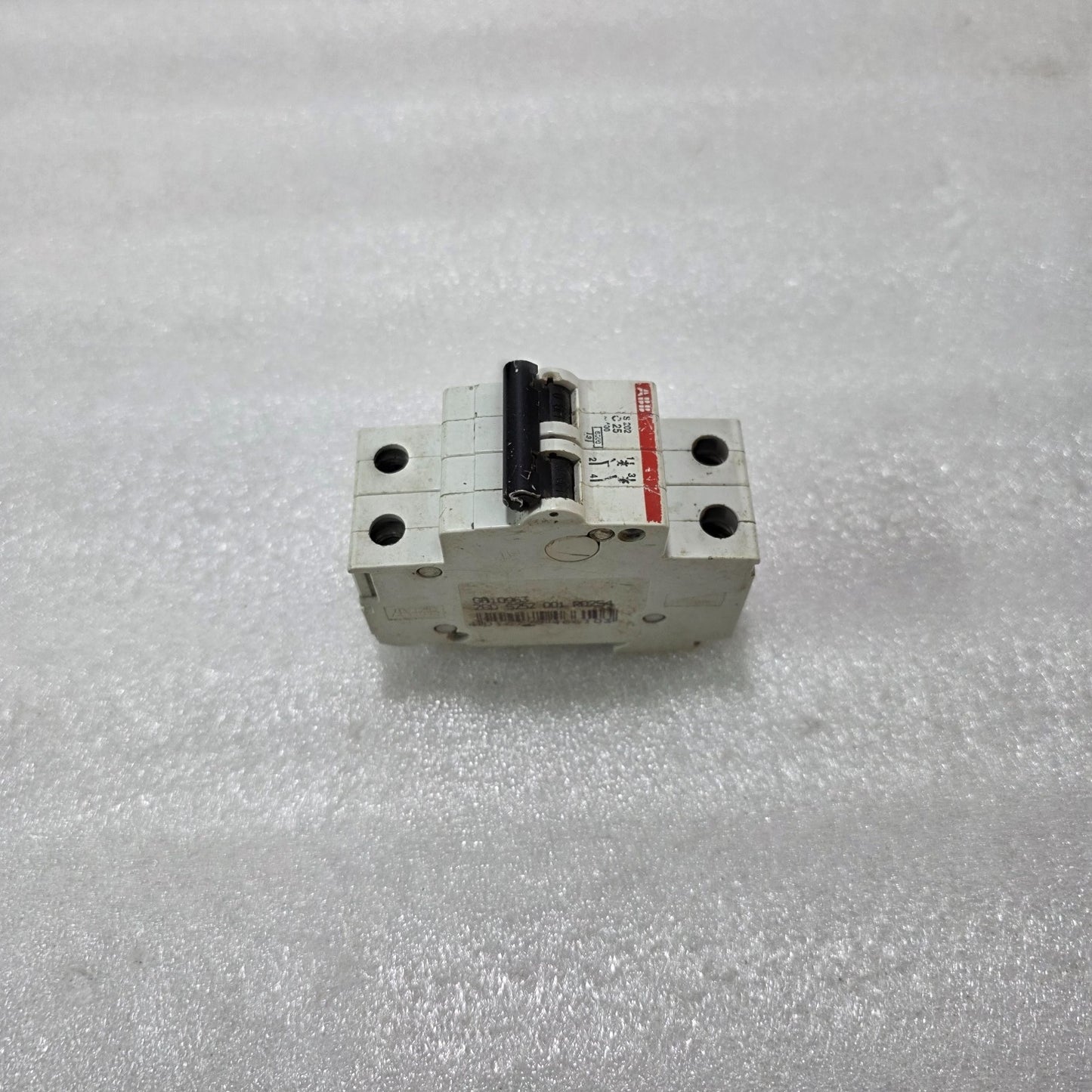 ABB S202 C25 2P 25A TYPE C 400V 6KA MCB MINIATURE CIRCUIT BREAKER