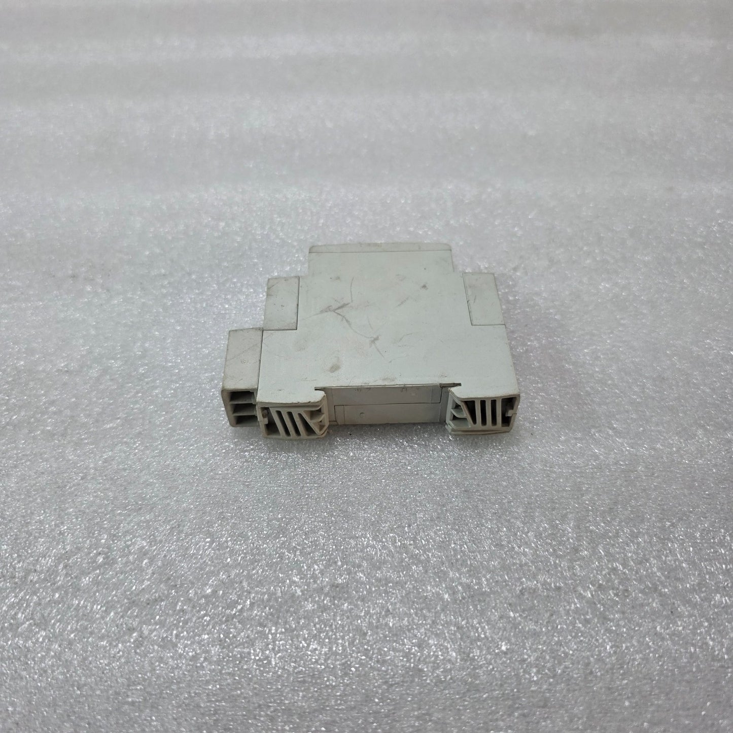 ABB E234 CT-AHD 1SVR500110R0100 ON-DELAY TIMER RELAY MULTIFUNCTION 0.1S-100H
