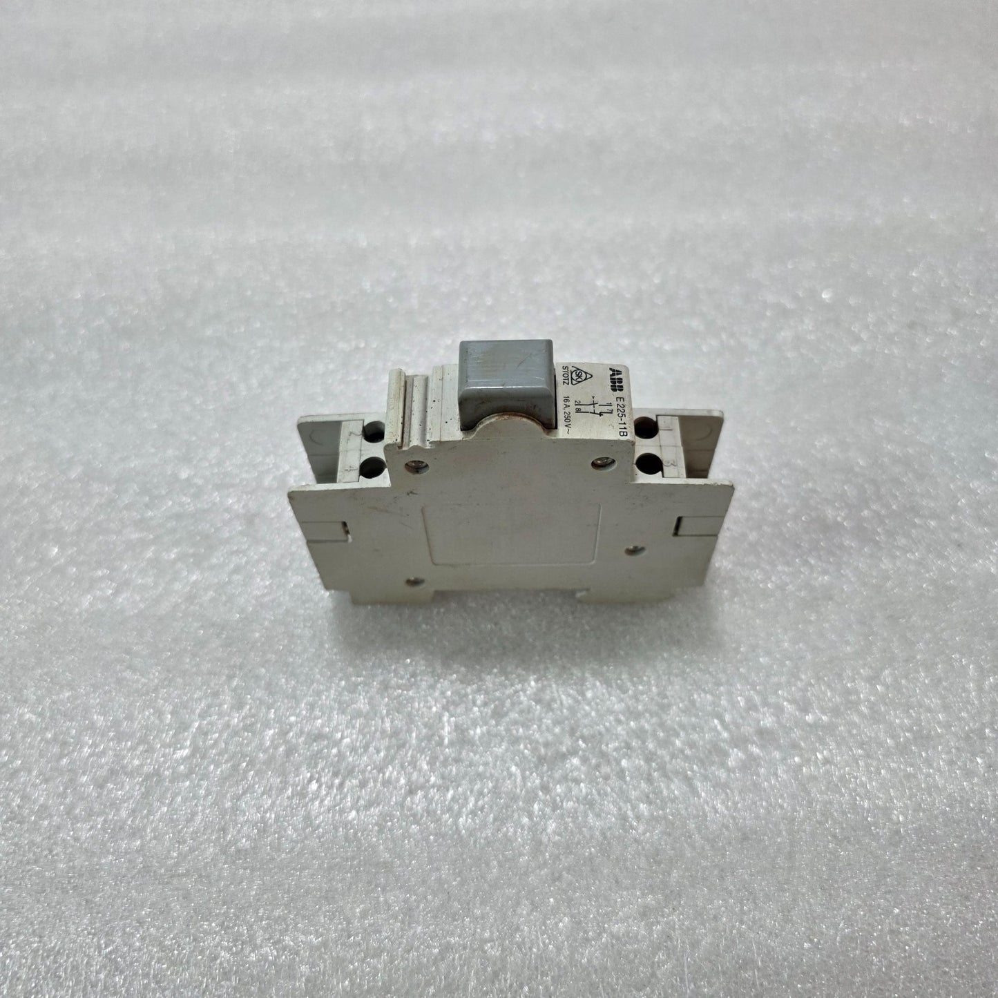 ABB STOTZ E225-11B DIN RAIL PUSHBUTTON SWITCH 1NO+1NC 16A 250V INDUSTRIAL