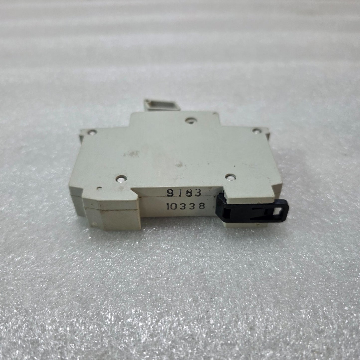 ABB E31 32A 1-POLE DIN RAIL FUSE HOLDER 500V 10.3x38mm INDUSTRIAL
