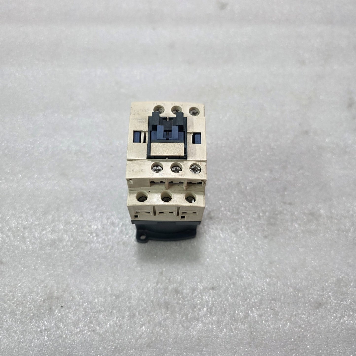 S ELECTRIC CAD32ED CONTROL RELAY 48V DC 3NO+2NC 690V WITH LAD4TSDL SUPPRESSOR