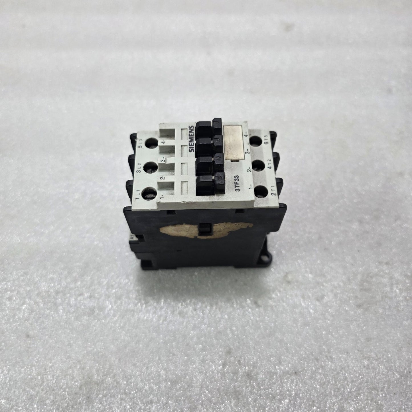 SIEMENS 3TF33 3 POLE AC CONTACTOR COIL 220VAC 50HZ / 264VAC 60HZ