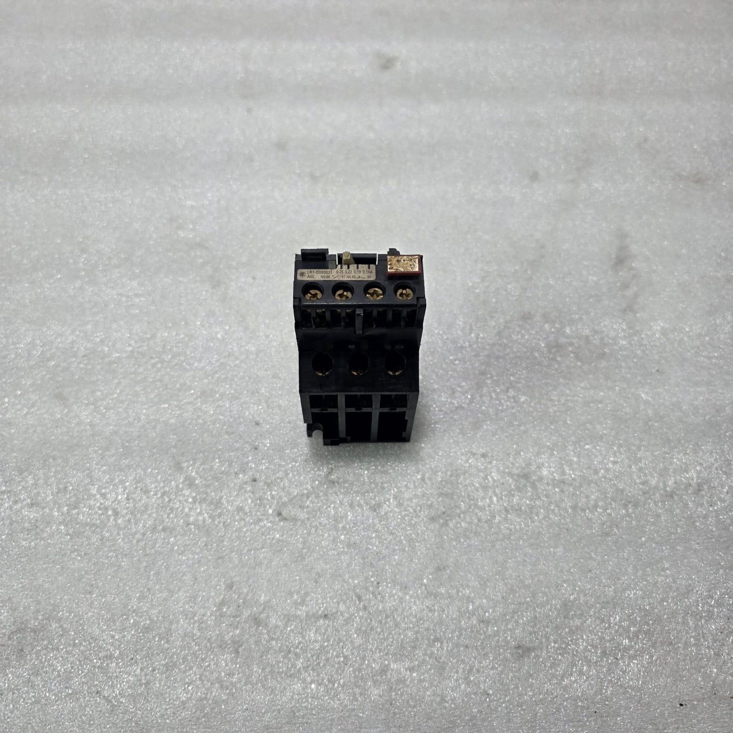 S ELECTRIC / TELEMECANIQUE LR1-D09302 THERMAL OVERLOAD RELAY 3 POLE 0.25-0.16A