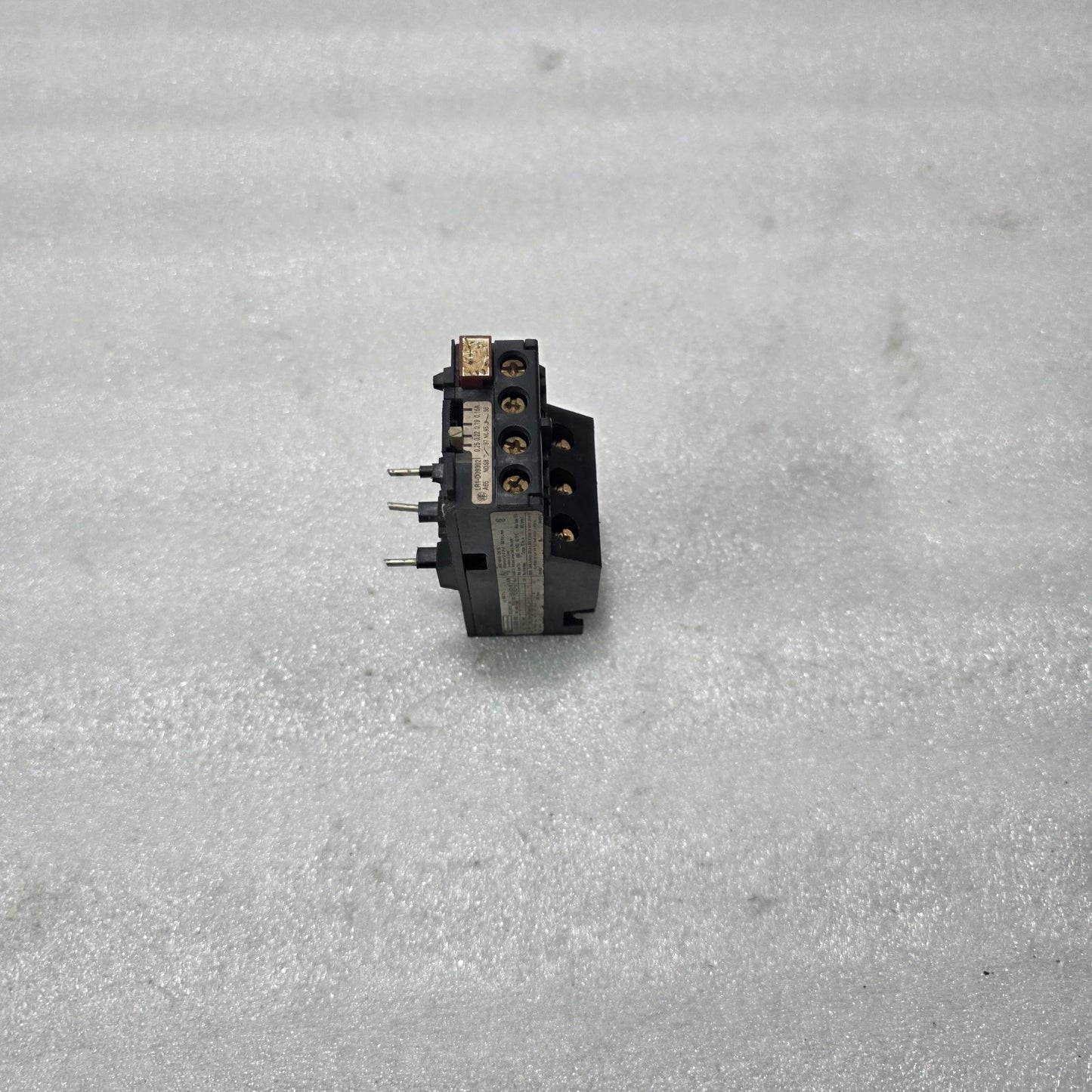 S ELECTRIC / TELEMECANIQUE LR1-D09302 THERMAL OVERLOAD RELAY 3 POLE 0.25-0.16A