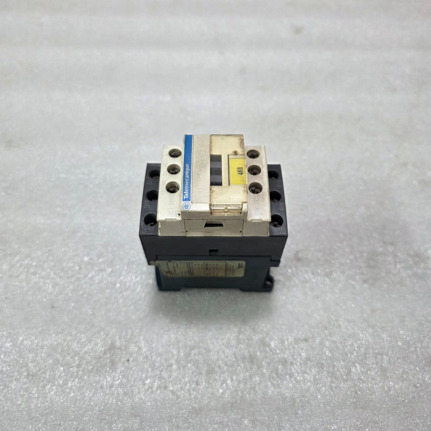 TELEMECANIQUE LC1D09BD CONTACTOR 24V DC COIL 25A 3P 1NO+1NC WITH LAD4TBDL SUPPRE