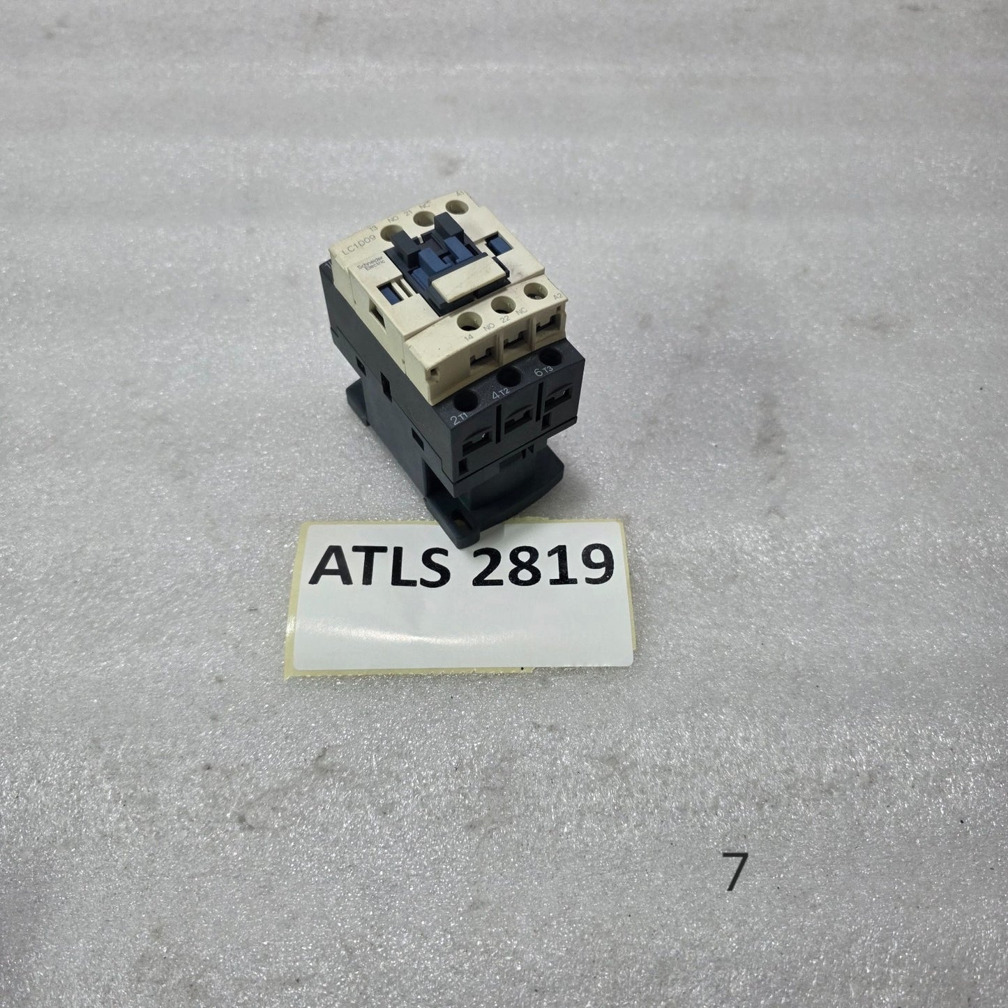 S ELECTRIC LC1D09 3 POLE CONTACTOR 9A 1NO 1NC AUX TESYS D IEC 60947-4-1