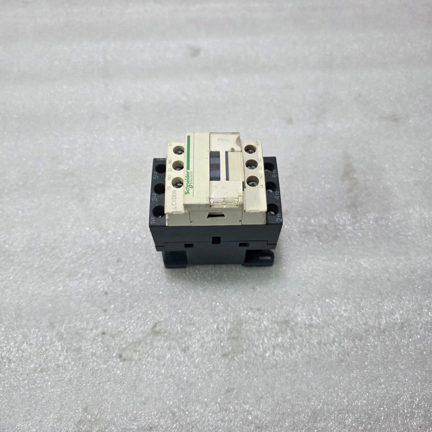 S ELECTRIC LC1D09 3 POLE CONTACTOR 9A 1NO 1NC AUX 220V TESYS D IEC 60947-4-1