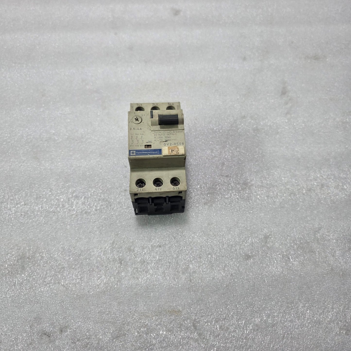 TELEMECANIQUE GV2-RS08 MOTOR CIRCUIT BREAKER 2.5-4A 690V 100KA IEC 947-2