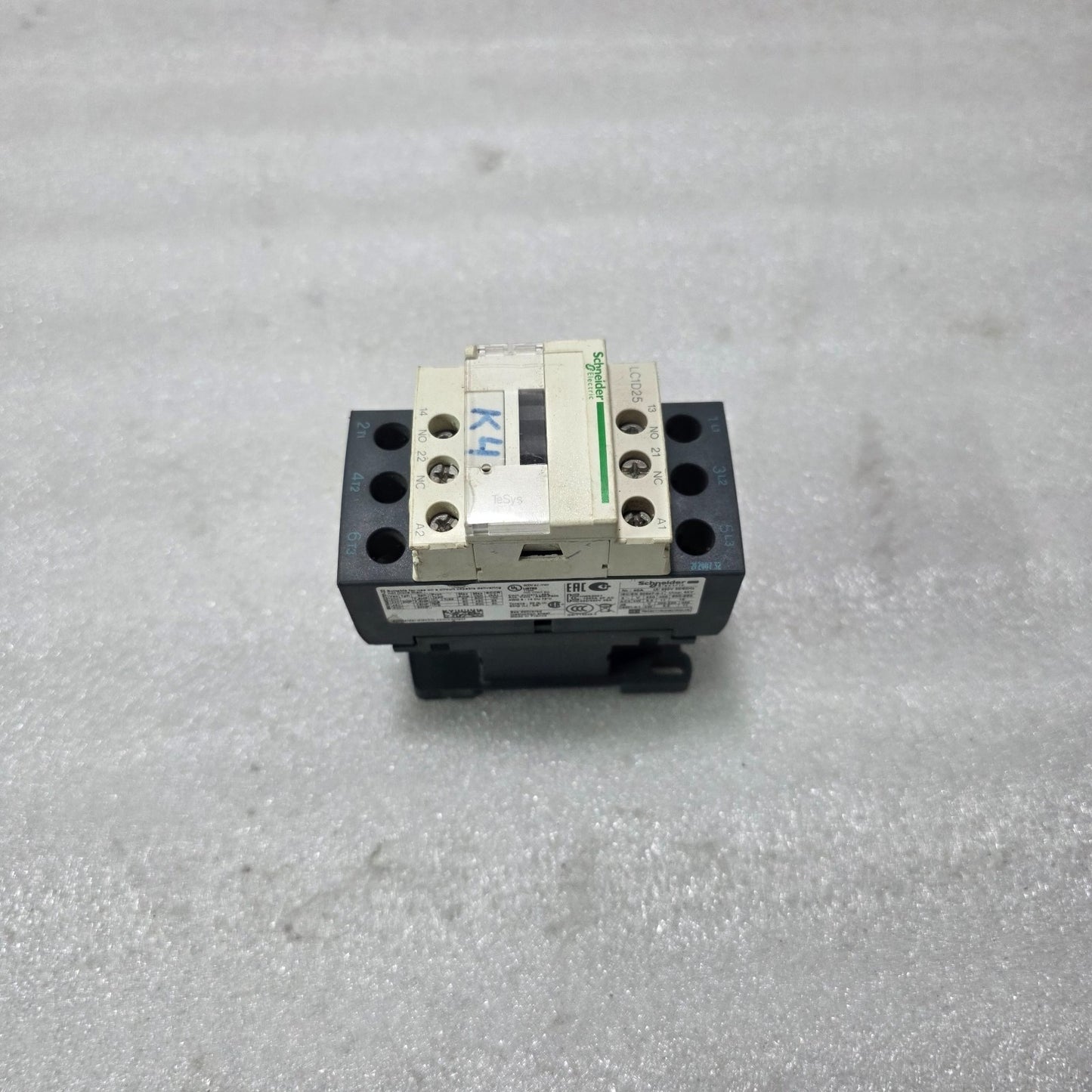 S ELECTRIC LC1D25 3 POLE AC CONTACTOR WITH 1NO + 1NC AUXILIARY CONTACTS 230V AC