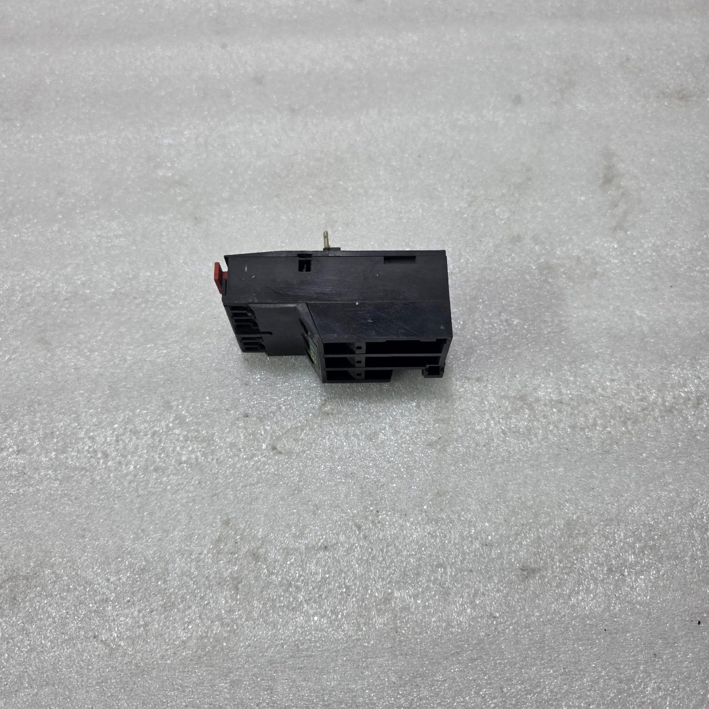 S ELECTRIC / TELEMECANIQUE LR1-D09310 THERMAL OVERLOAD RELAY 3 POLE 4-6A