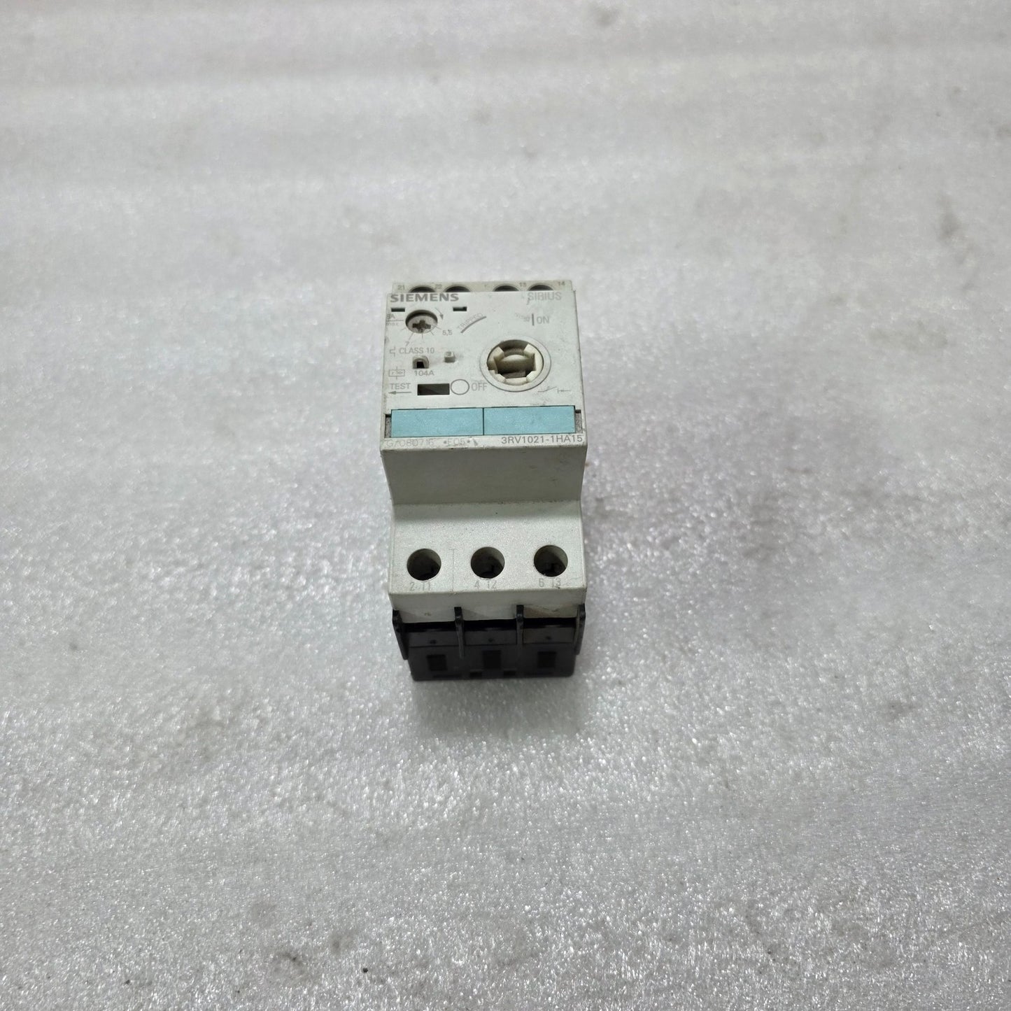 SIEMENS 3RV1021-1HA15 MOTOR PROTECTION CIRCUIT BREAKER 3 POLE CLASS 10 5.5-8A