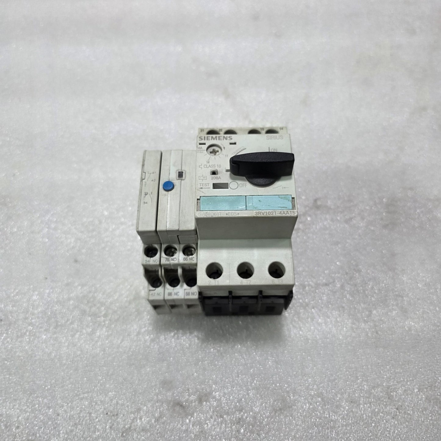 SIEMENS 3RV1021-4AA15 MOTOR PROTECTION CIRCUIT BREAKER 11-16A 3 POLE CLASS 10 WI