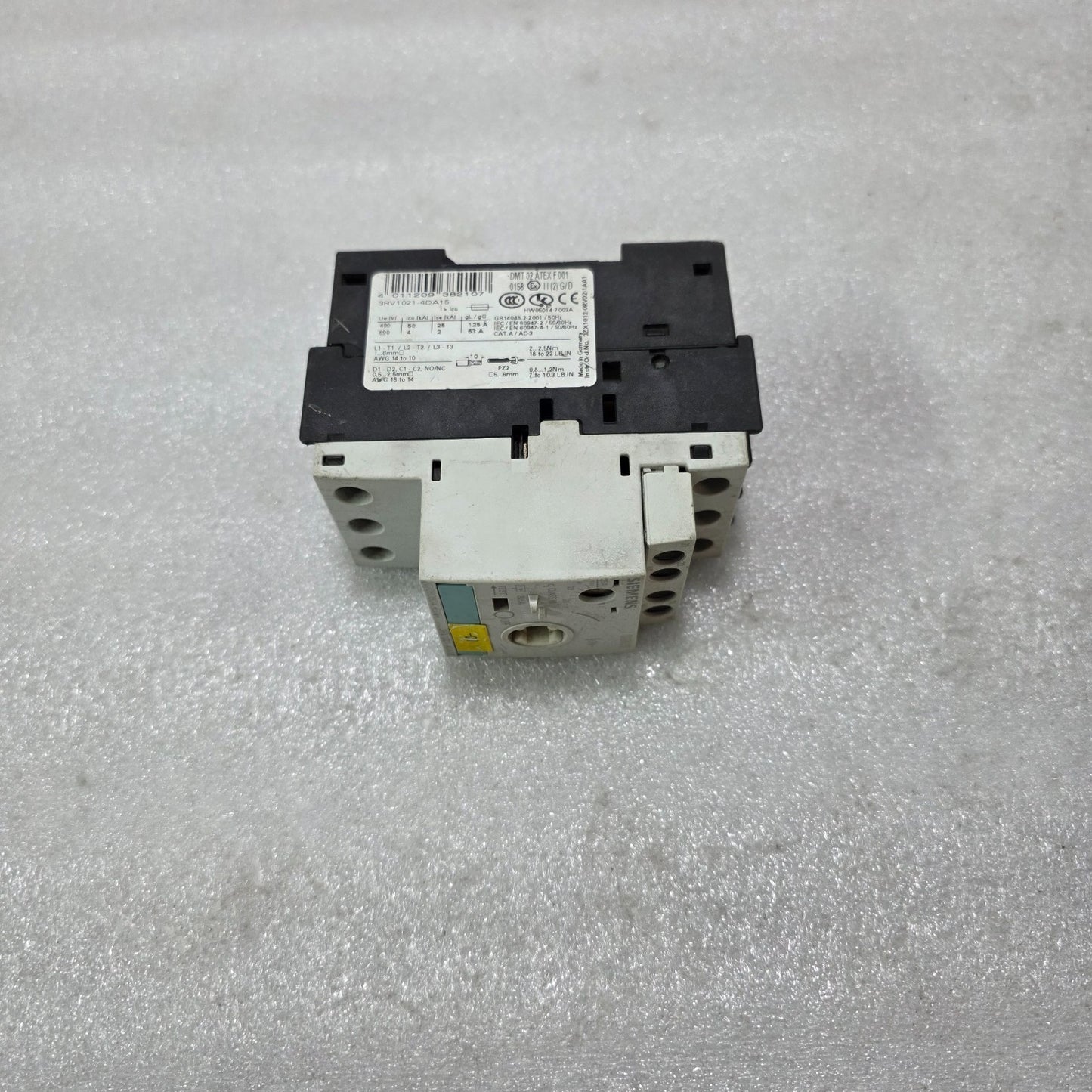 SIEMENS 3RV1021-4DA15 MOTOR PROTECTION CIRCUIT BREAKER 3 POLE CLASS 10 20-25A