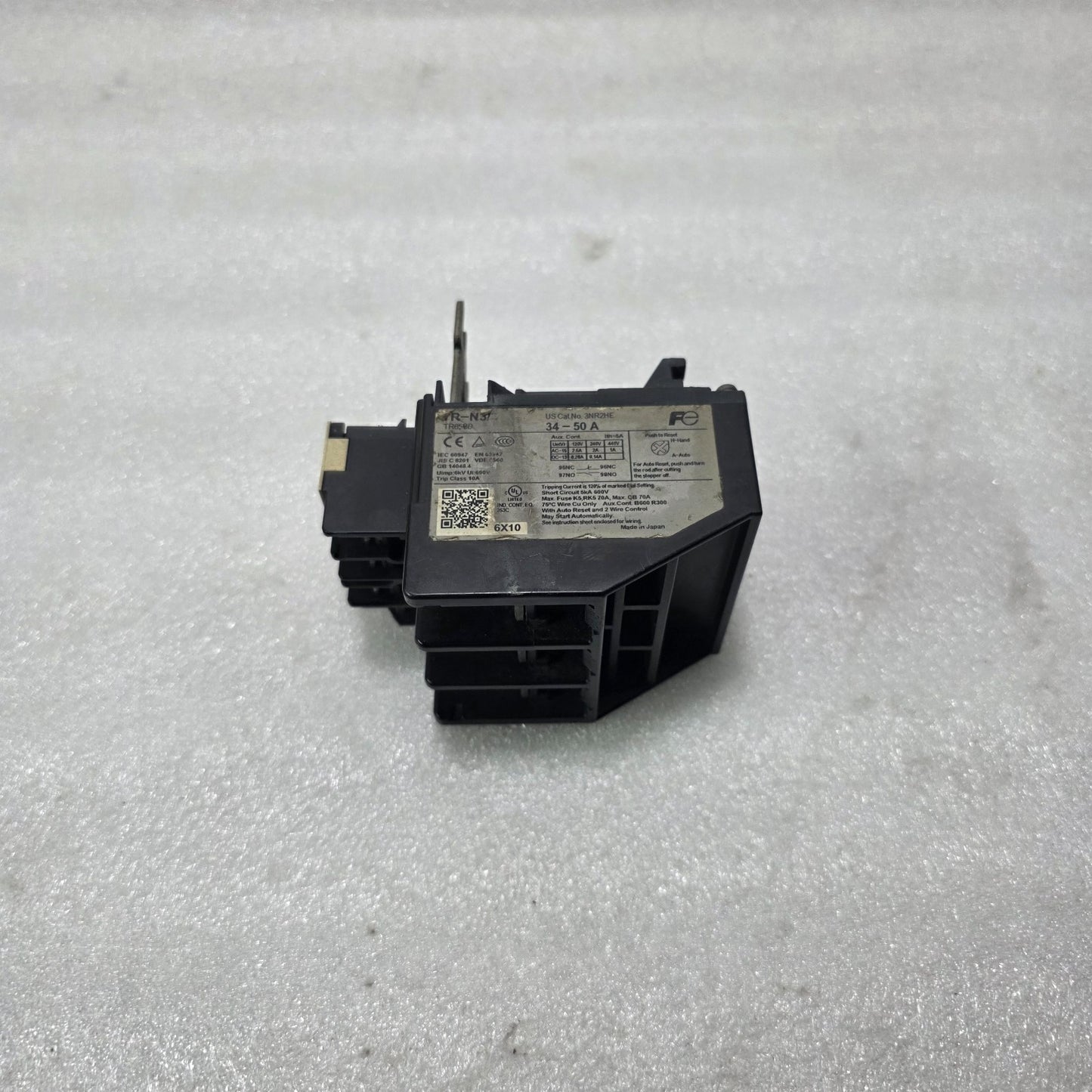 FUJI ELECTRIC TR-3N/3 THERMAL OVERLOAD RELAY 34-50A 3 POLE TRIP CLASS 10