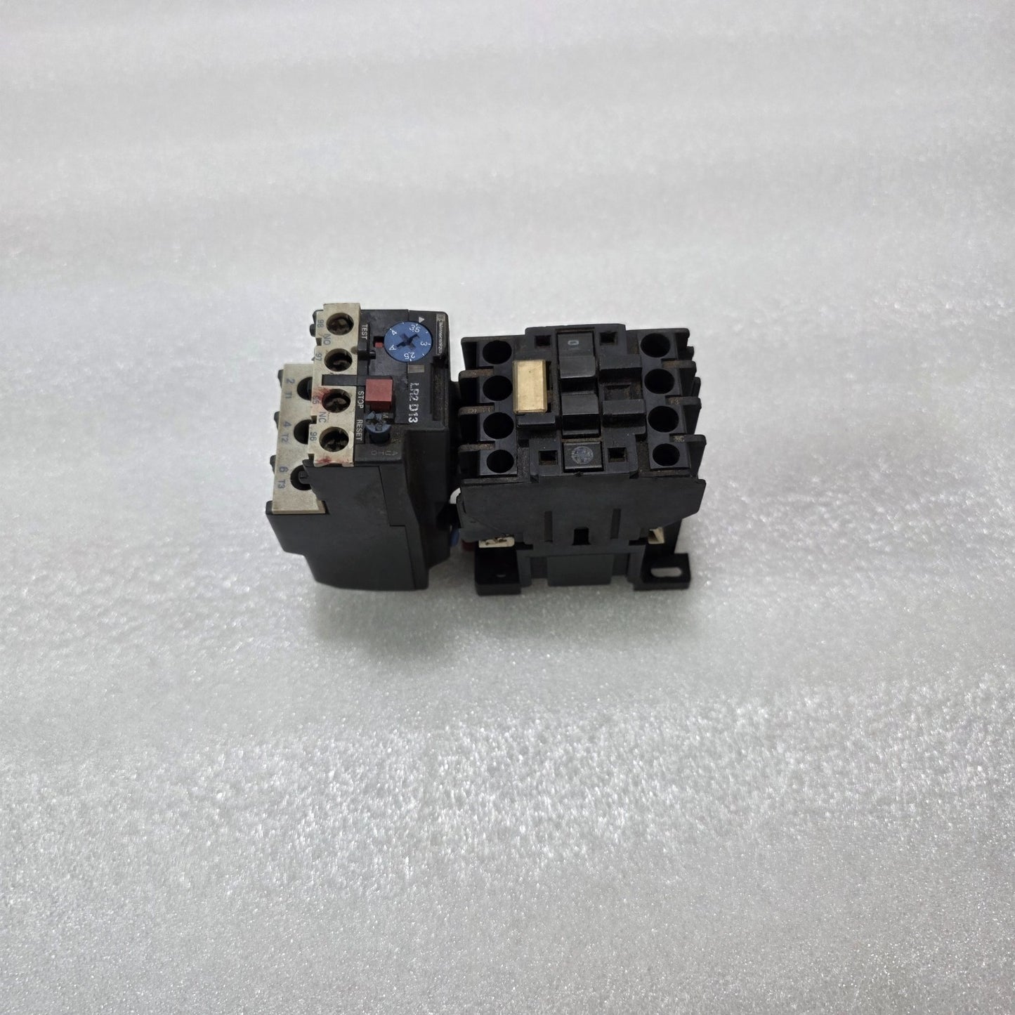 TELEMECANIQUE CONTACTOR WITH THERMAL OVERLOAD LC1-D179-A 65 + LR2 D1308