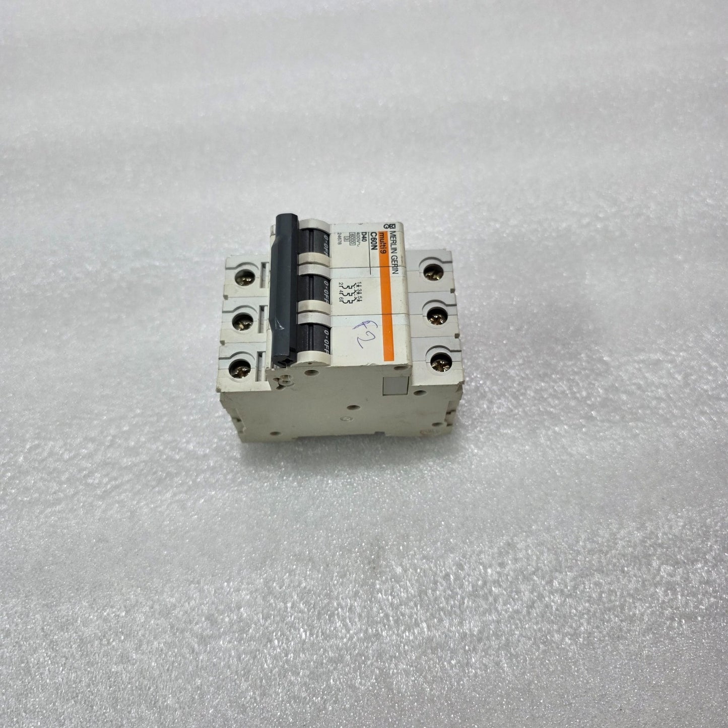MERLIN GERIN | C60N D40 | MCB MINIATURE CIRCUIT BREAKER | 3-POLE | 400V | 40A TY