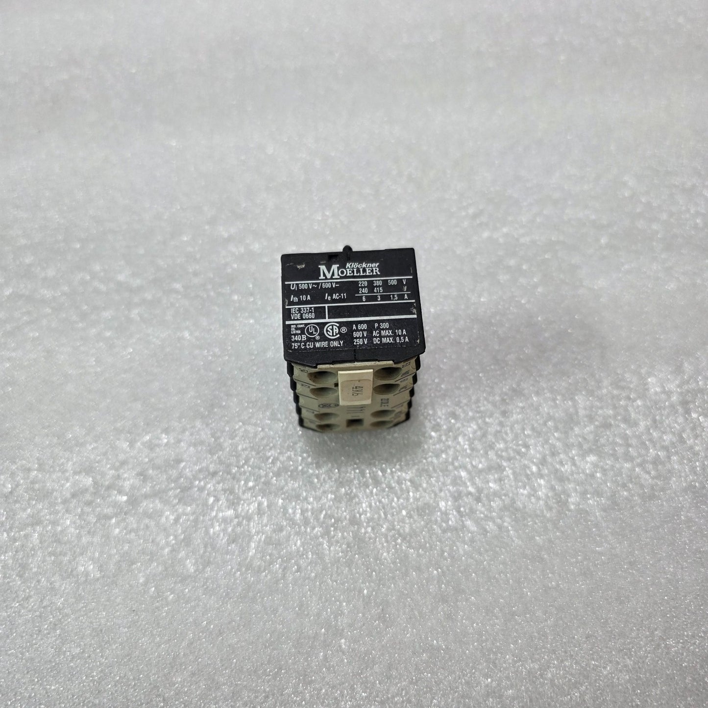 KLÖCKNER MOELLER | 22 DILE | AUXILIARY CONTACT BLOCK | 2NO + 2NC | 500V / 600V |