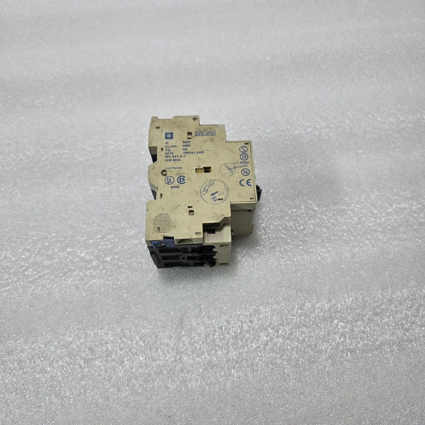 TELEMECANIQUE GV2-RS08 2.5-4A 3P MOTOR CIRCUIT BREAKER 500V 100KA
