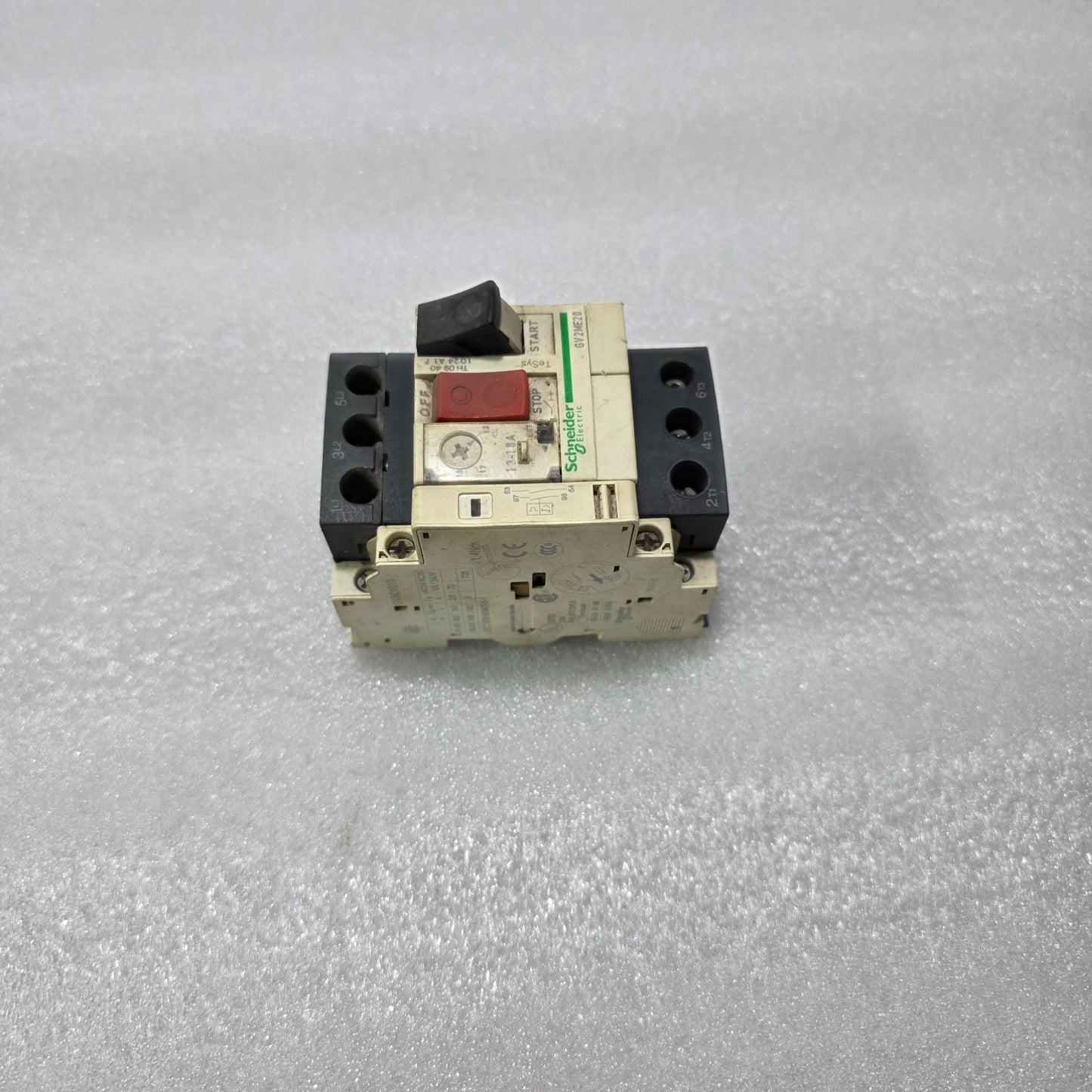 TELEMECANIQUE GV2ME20 MOTOR CIRCUIT BREAKER 13-18A 690V 3P IEC/EN 60947