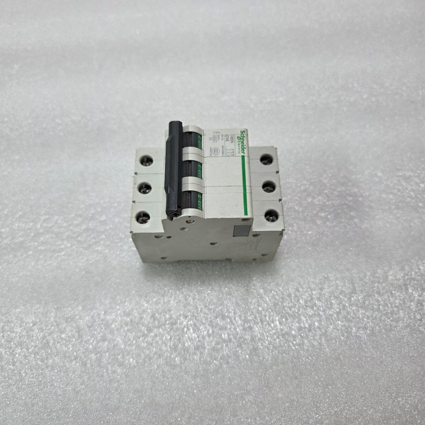 S ELECTRIC C65N 3P 16A CURVE C 400/415V 6KA MCB MINIATURE CIRCUIT BREAKER