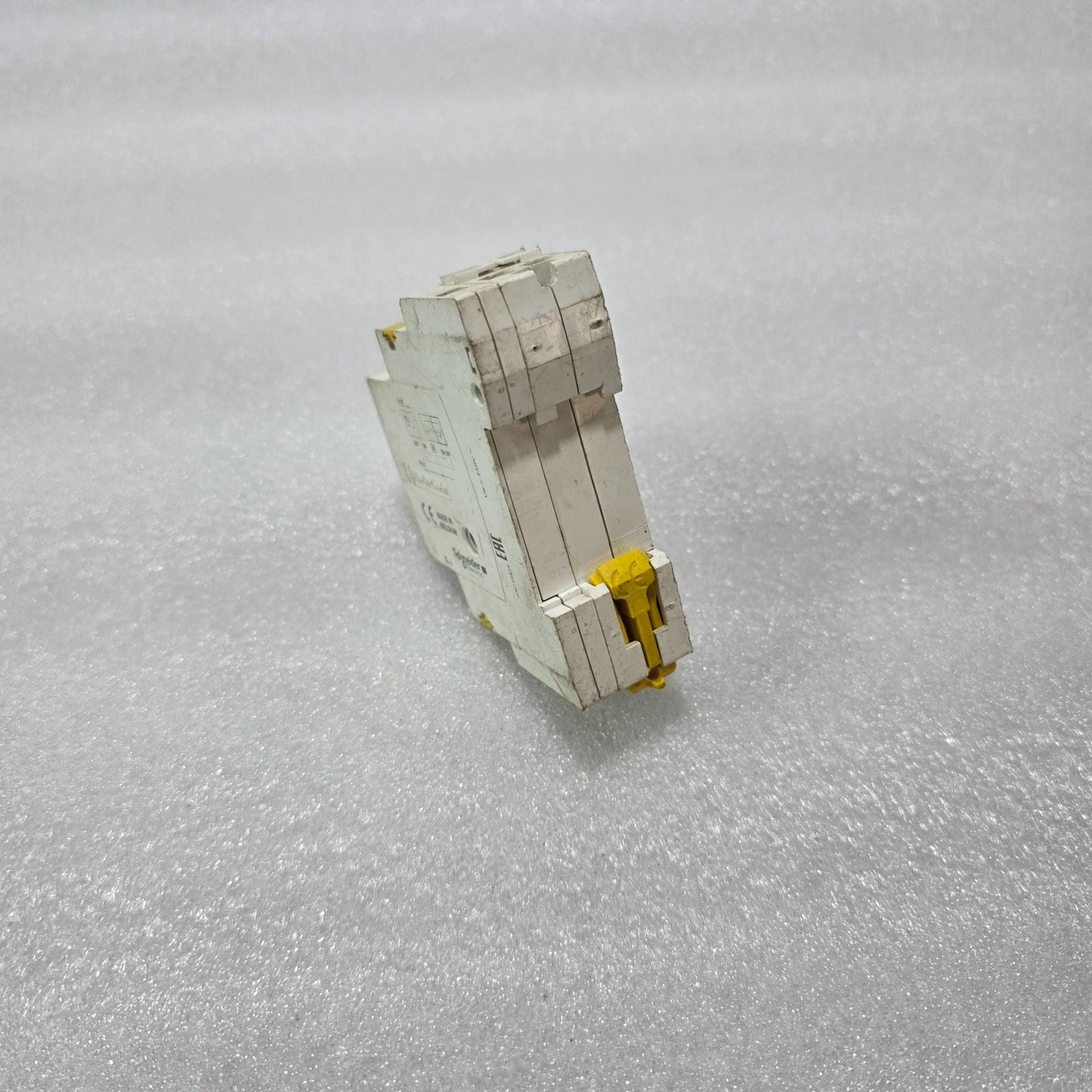 S ELECTRIC ITL 16AX 230V IMPULSE LATCHING RELAY IEC/EN 60669-2-2