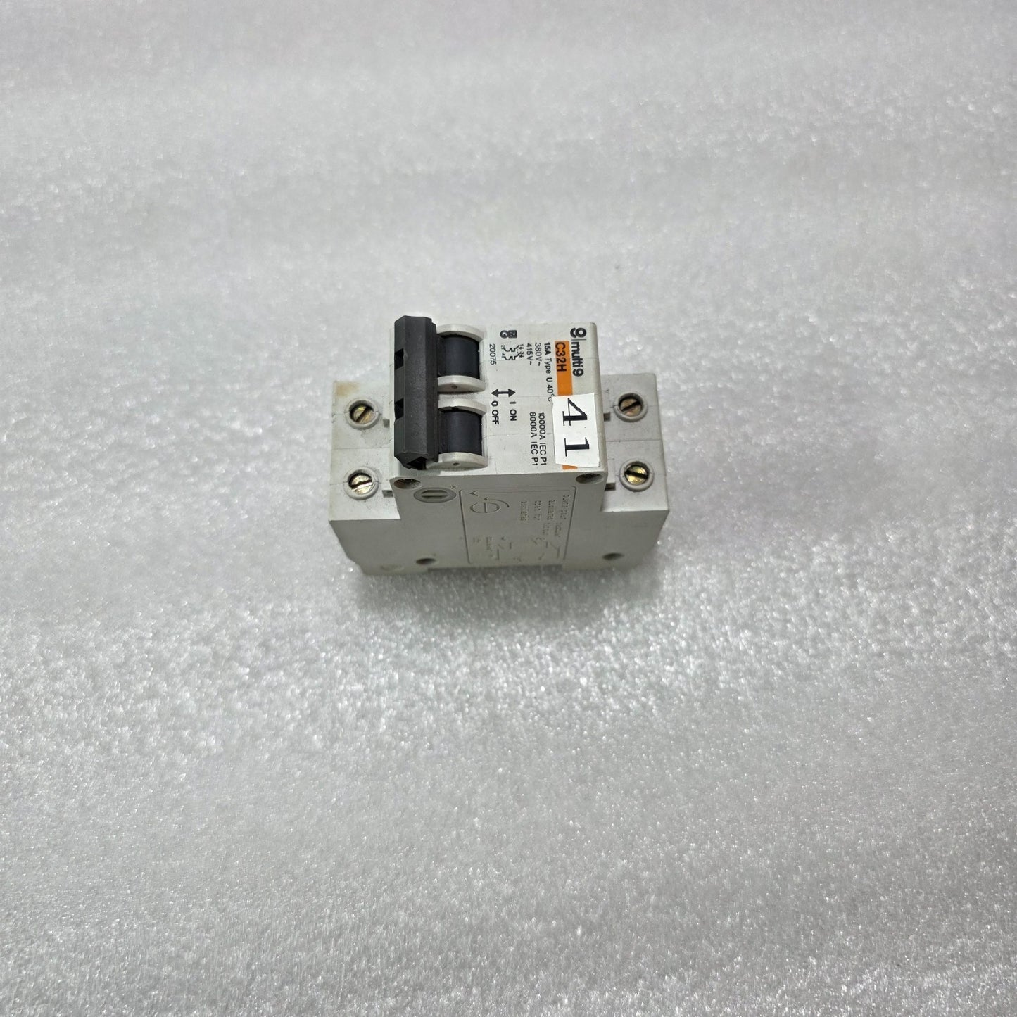 MERLIN GERIN MULTI9 C32H 2P 32A TYPE U 380/415V AC 10KA MCB MINIATURE CIRCUIT BR