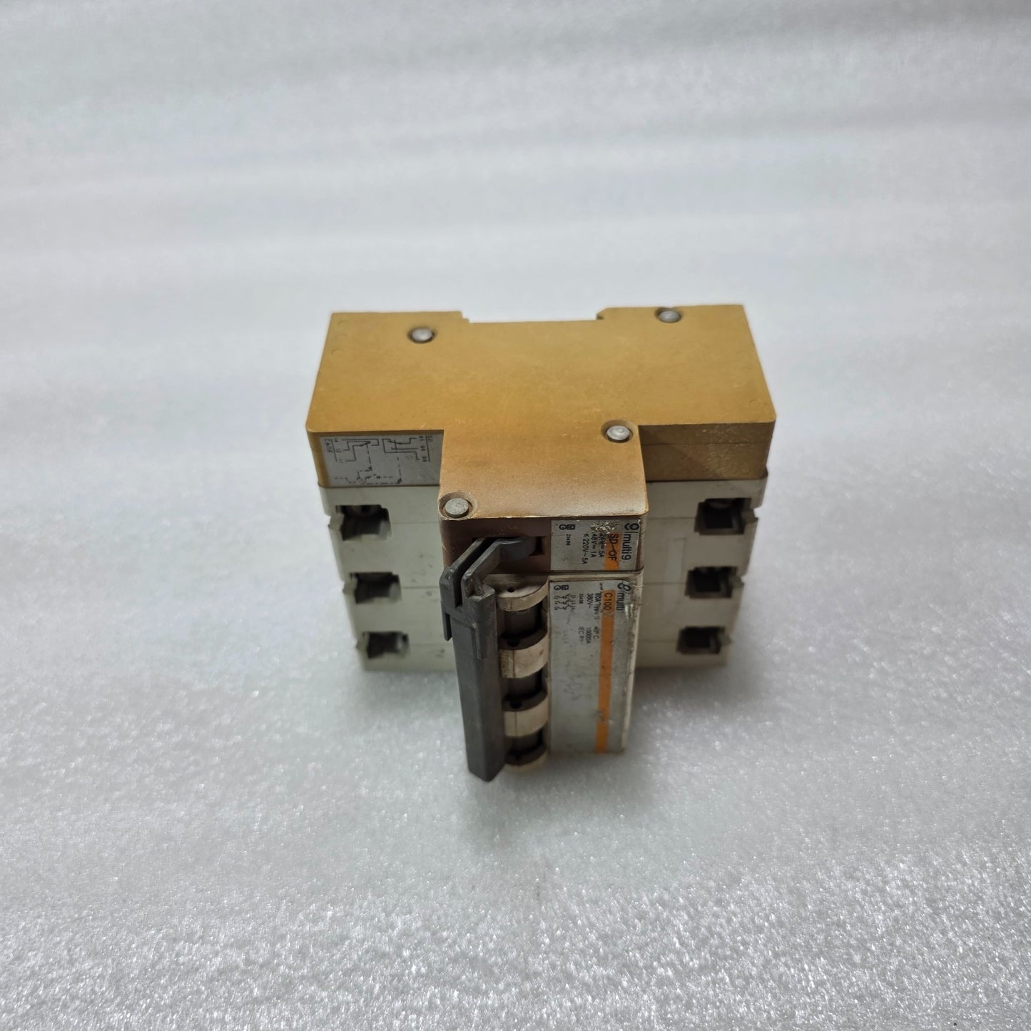 MERLIN GERIN MULTI9 C100 + SD-OF 3P 80A TYPE U 380V 10KA MCB WITH AUXILIARY