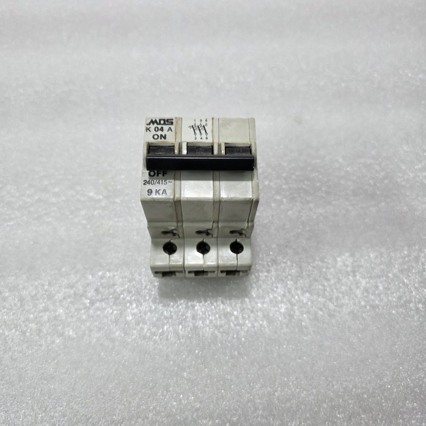 MDS LOADKONTAKT K 04 A 3P 4A 240/415V 9KA MCB MINIATURE CIRCUIT BREAKER ISI MARK