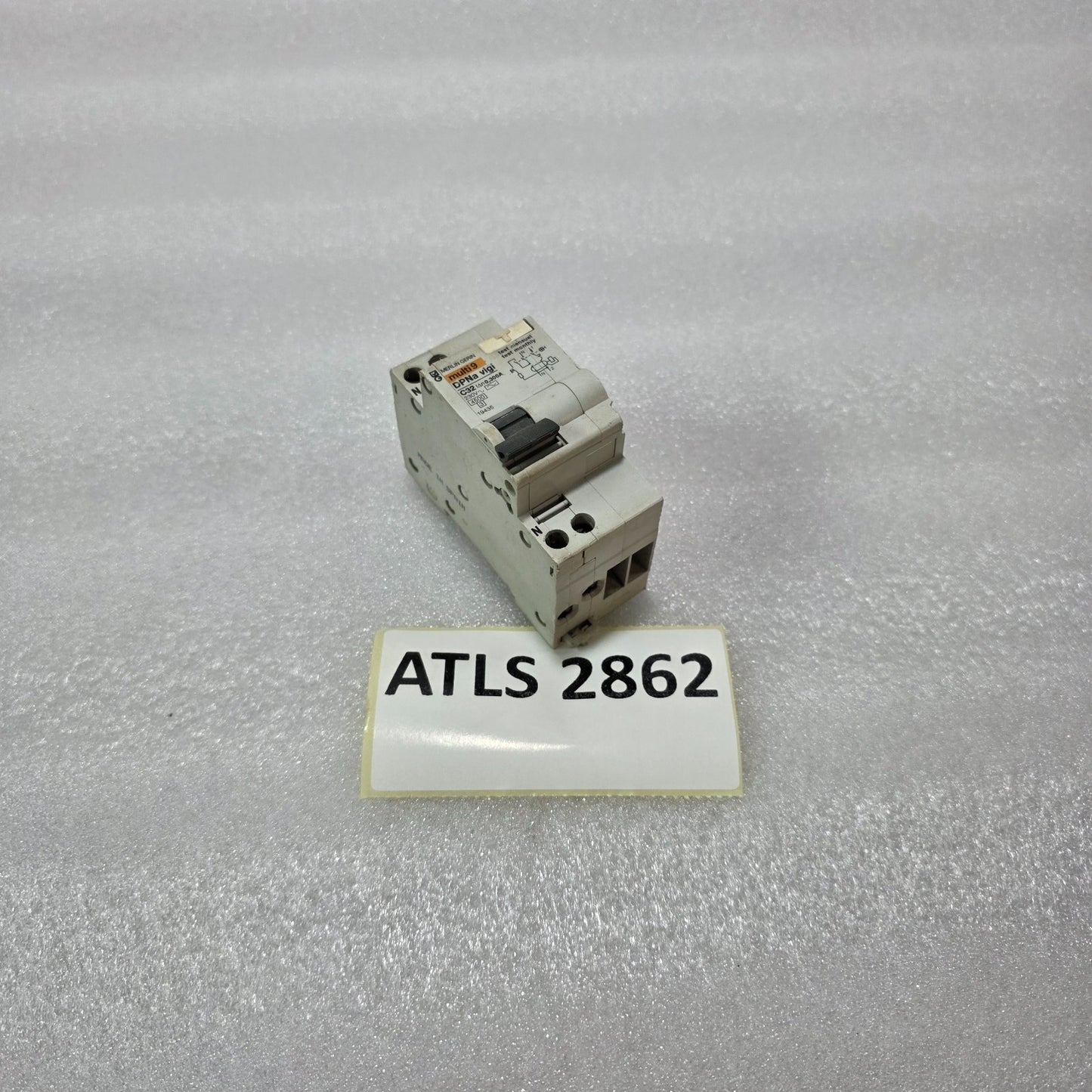 MERLIN GERIN MULTI9 DPNA VIGI C32 1P+N 32A 300MA 230V 4.5KA RCBO