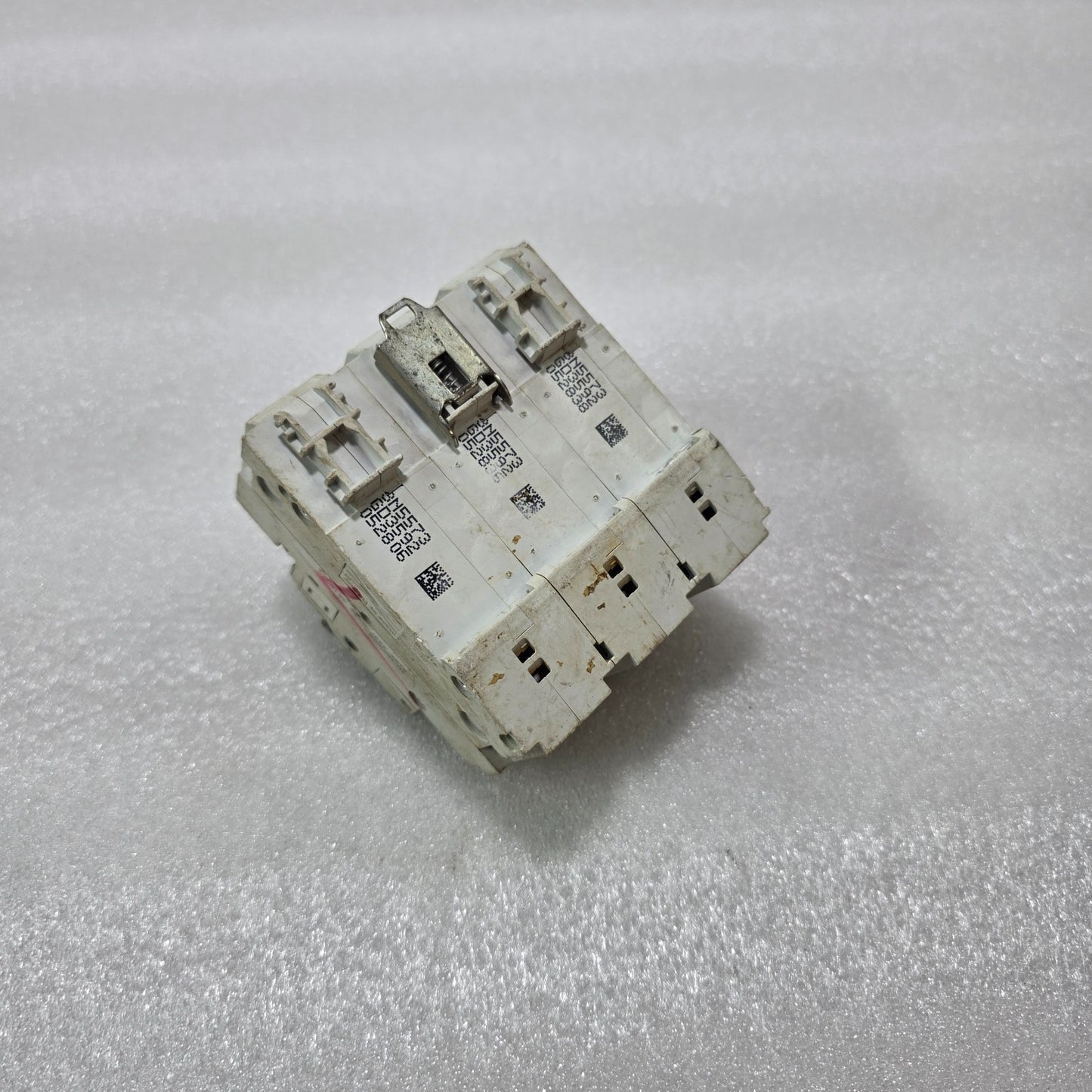 HAGER HLF390S C100 3P 100A CURVE C 400V 10KA MCB MINIATURE CIRCUIT BREAKER