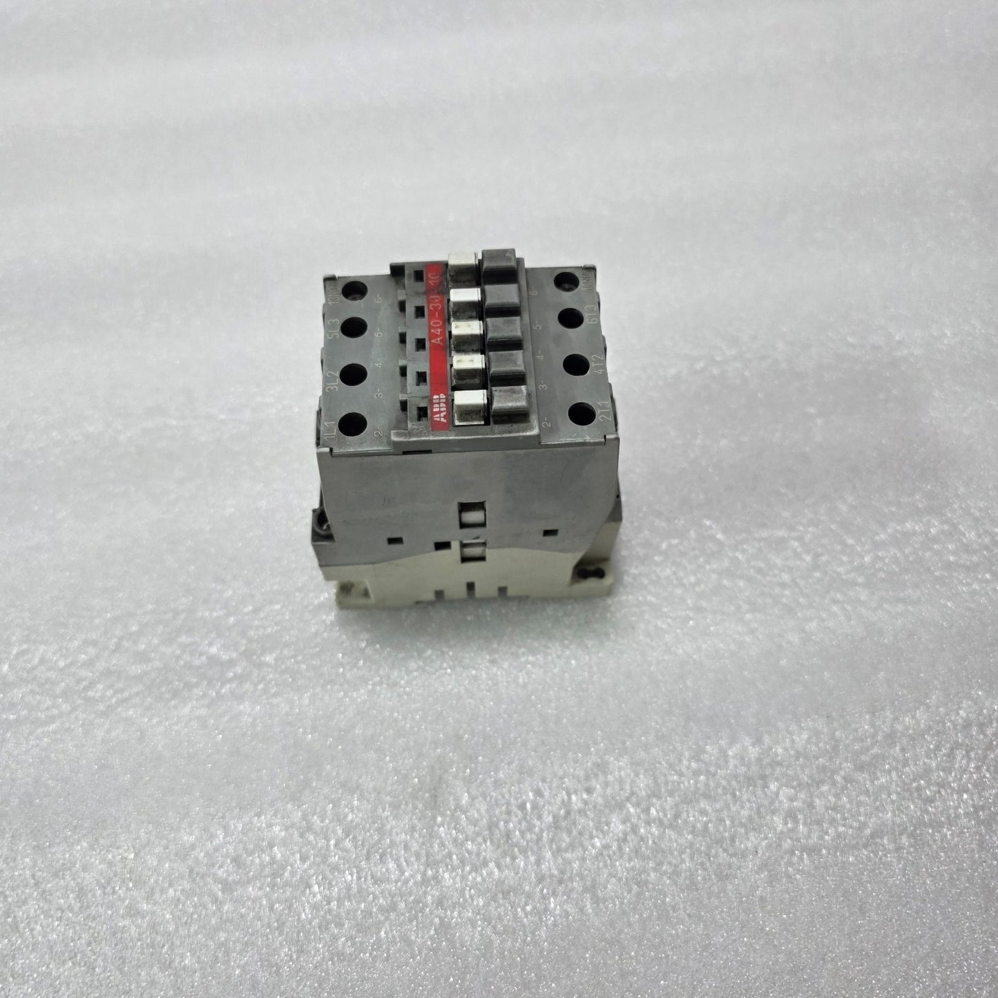 ABB A40-30-10 CONTACTOR 3NO+1NO 40A AC-3 18.5KW 110V COIL IEC 60947