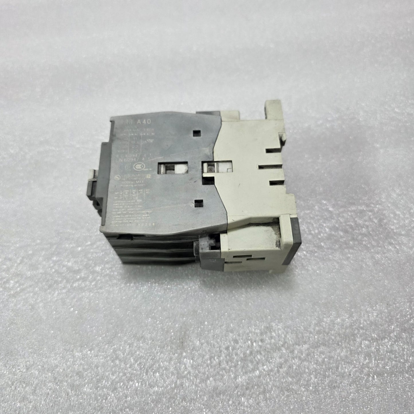 ABB A40-30-10 CONTACTOR 3NO+1NO 40A AC-3 18.5KW 110V COIL IEC 60947