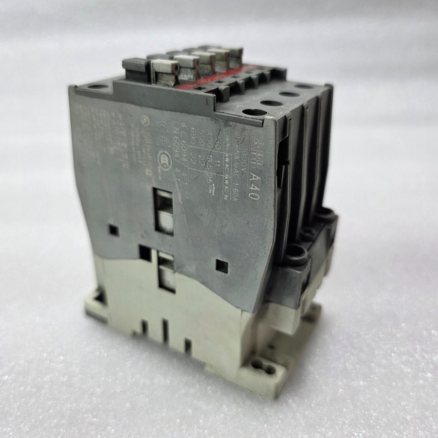 ABB A40-30-10 CONTACTOR 3NO+1NO 40A AC-3 18.5KW 110V COIL IEC 60947