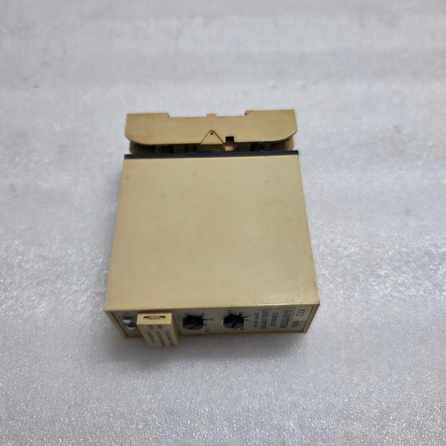 Electromatic S 180 156 230 Level Control 230V AC Carlo Gavazzi S180156230