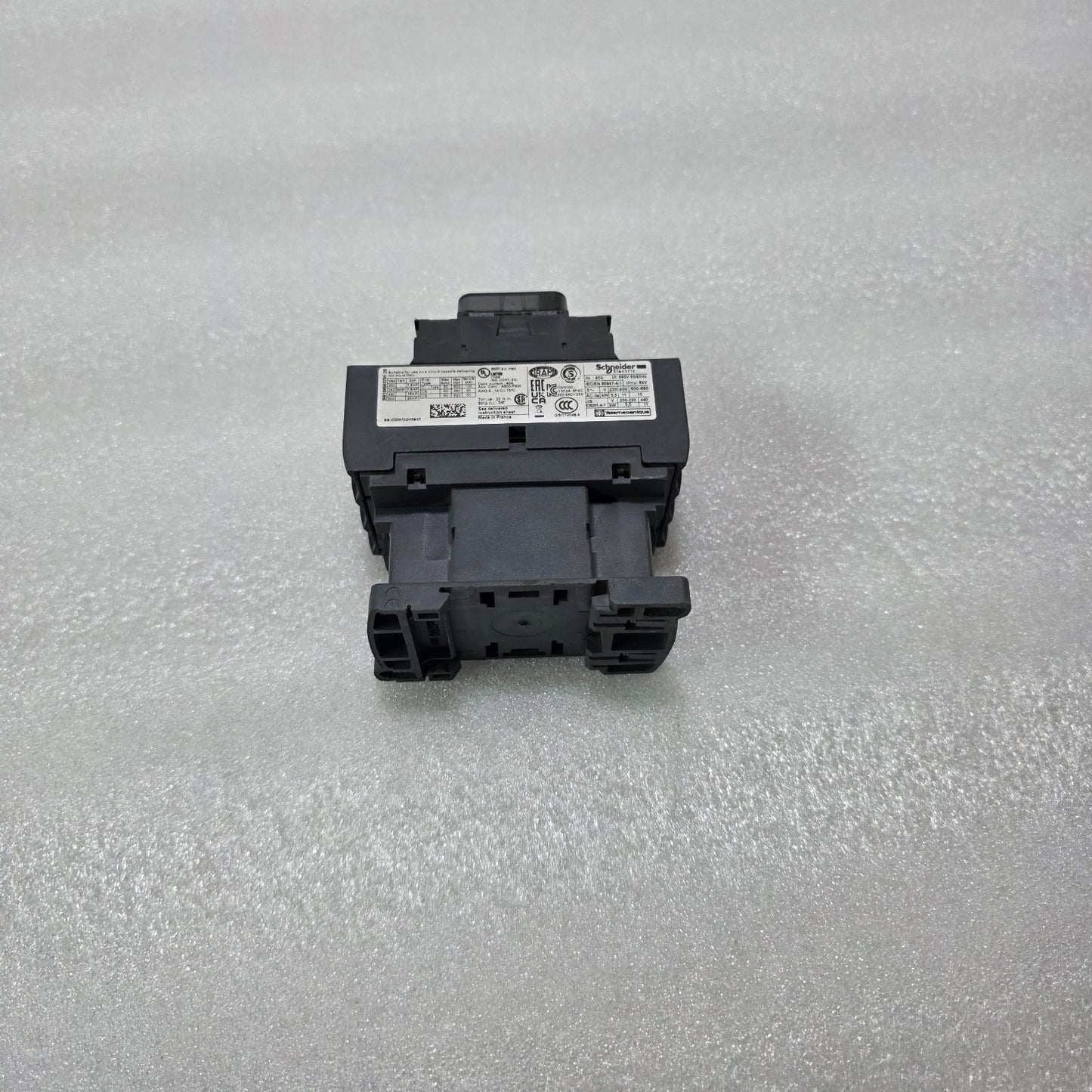 S ELECTRIC LC1D25 TESYS D CONTACTOR 3 POLE 110V COIL 40A 690V WITH AUXILIARY