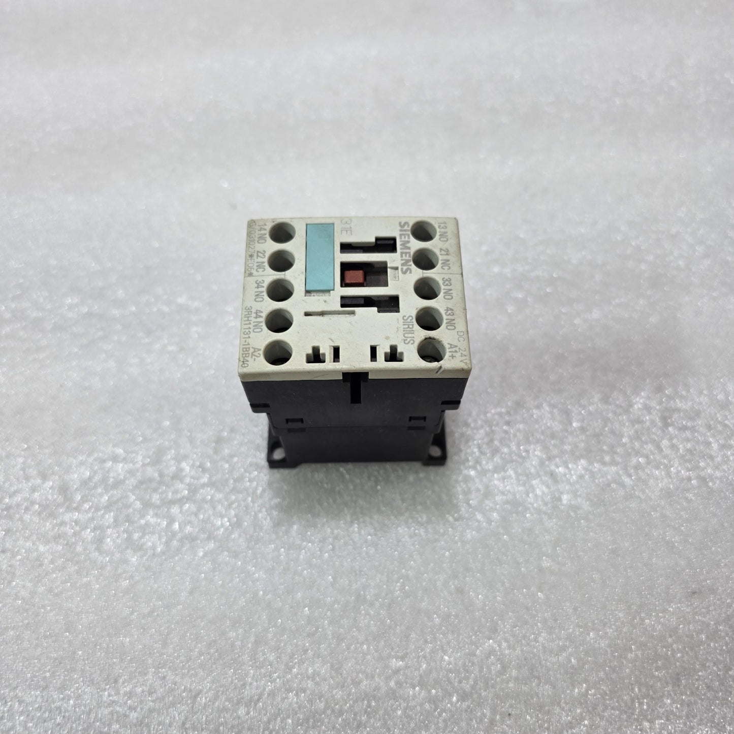 SIEMENS SIRIUS 3RH1131-1BB40 CONTROL RELAY 3NO+1NC DC 24V 10A MADE GERMANY