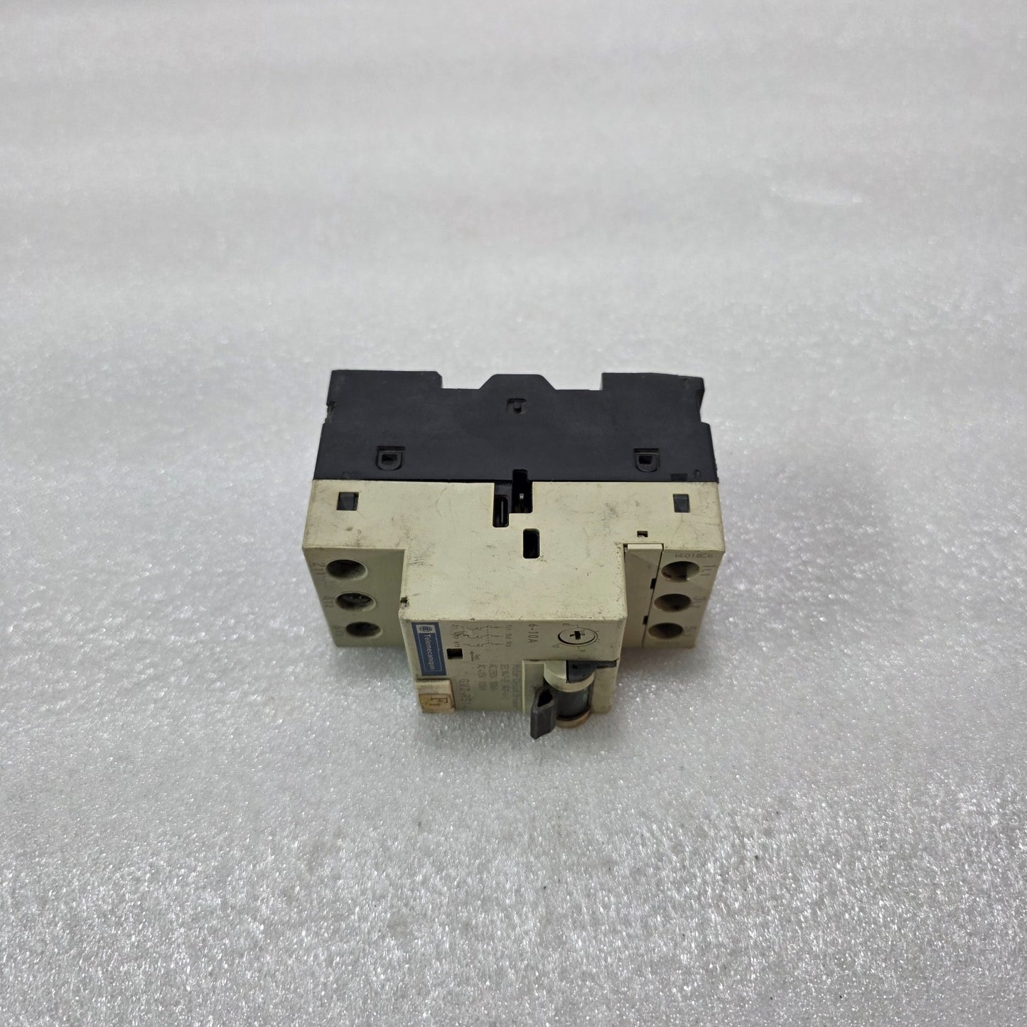TELEMECANIQUE GV2-RS14 MOTOR CIRCUIT BREAKER 6-10A IEC947