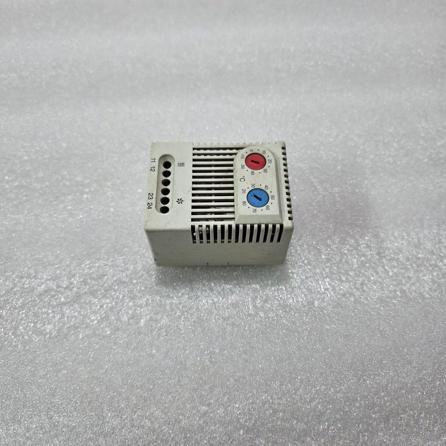 STEGO ZR 011750-00 THERMOSTAT DOUBLE ENCLOSURE THERMOSTAT -10 TO +80°C AC 250V
