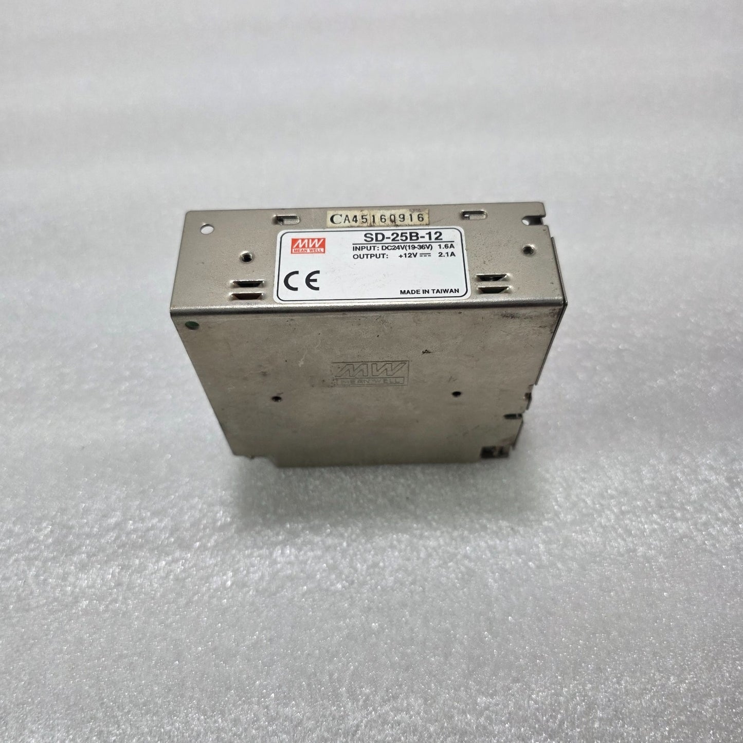 MEAN WELL SD-25B-12 DC-DC CONVERTER POWER SUPPLY INPUT 24V OUTPUT 12V 2.1A 25W