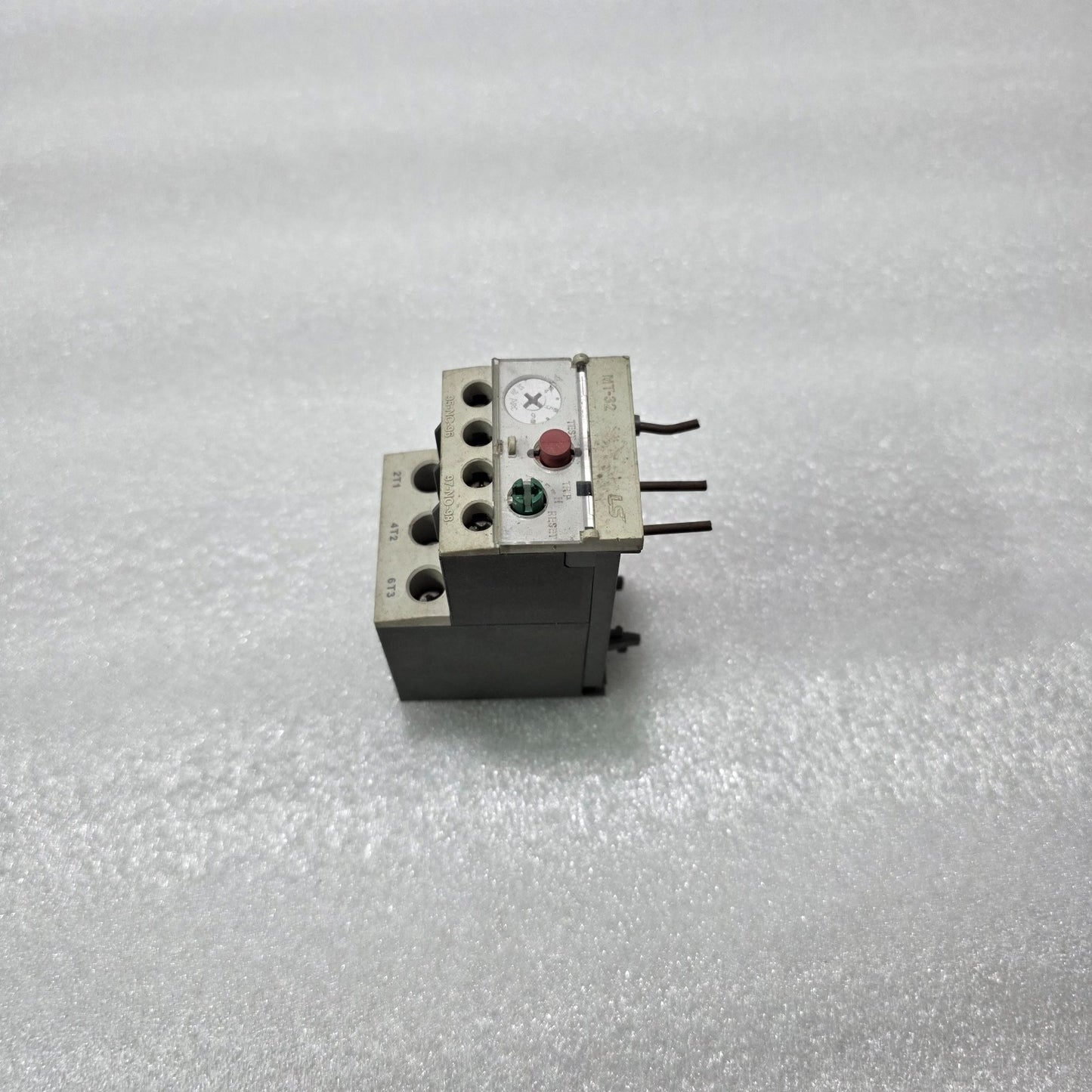 LS | MT-32/2H | THERMAL OVERLOAD RELAY | 3 POLE | 690V | 4-6A
