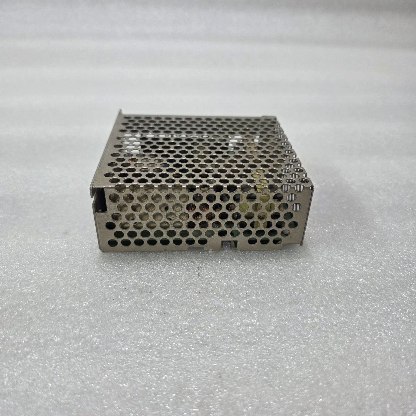 MEAN WELL SD-25B-12 DC-DC CONVERTER POWER SUPPLY INPUT 24V OUTPUT 12V 2.1A 25W