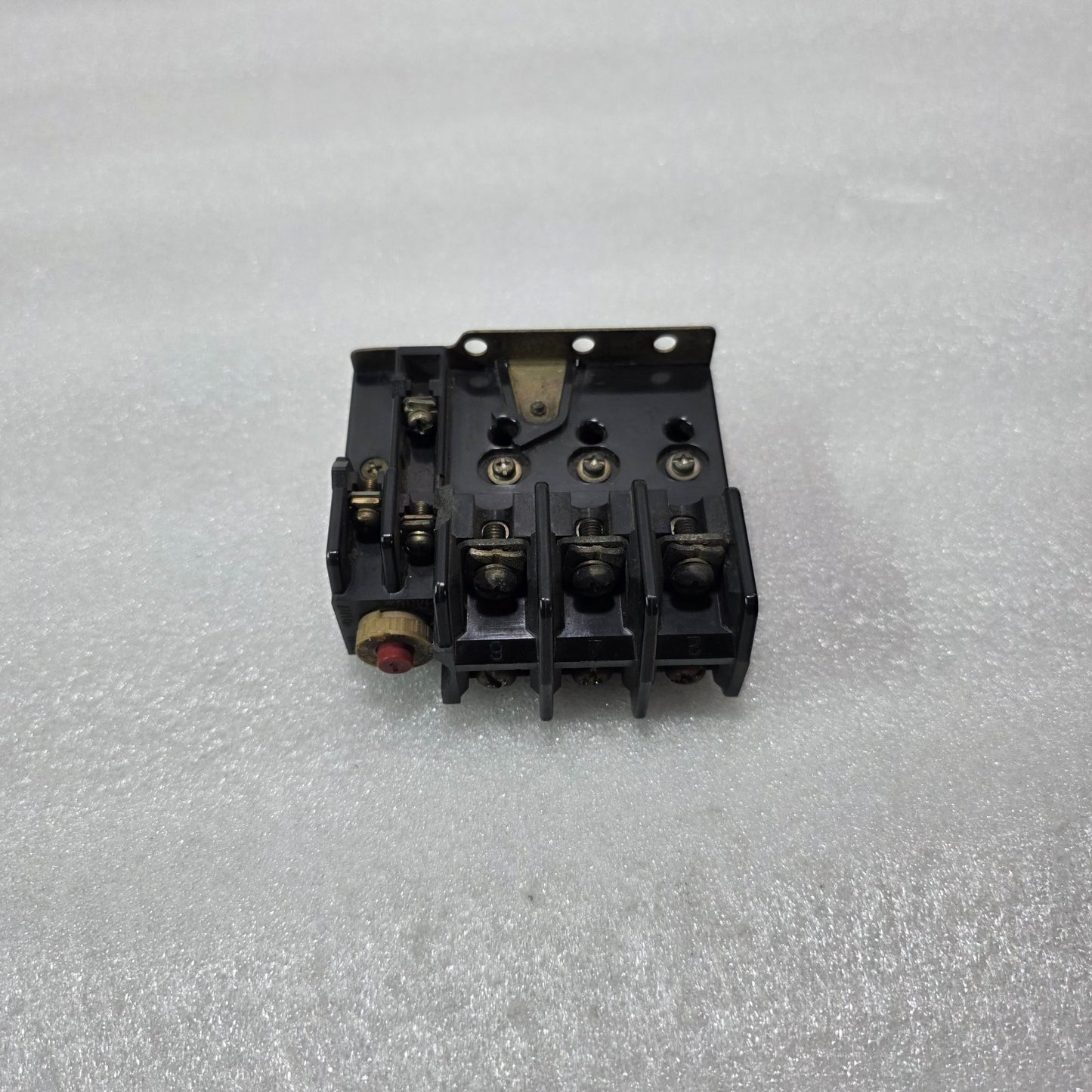 HITACHI THERMAL OVERLOAD RELAY 28A 220V/440V AC AUTO/MANUAL RESET JAPAN