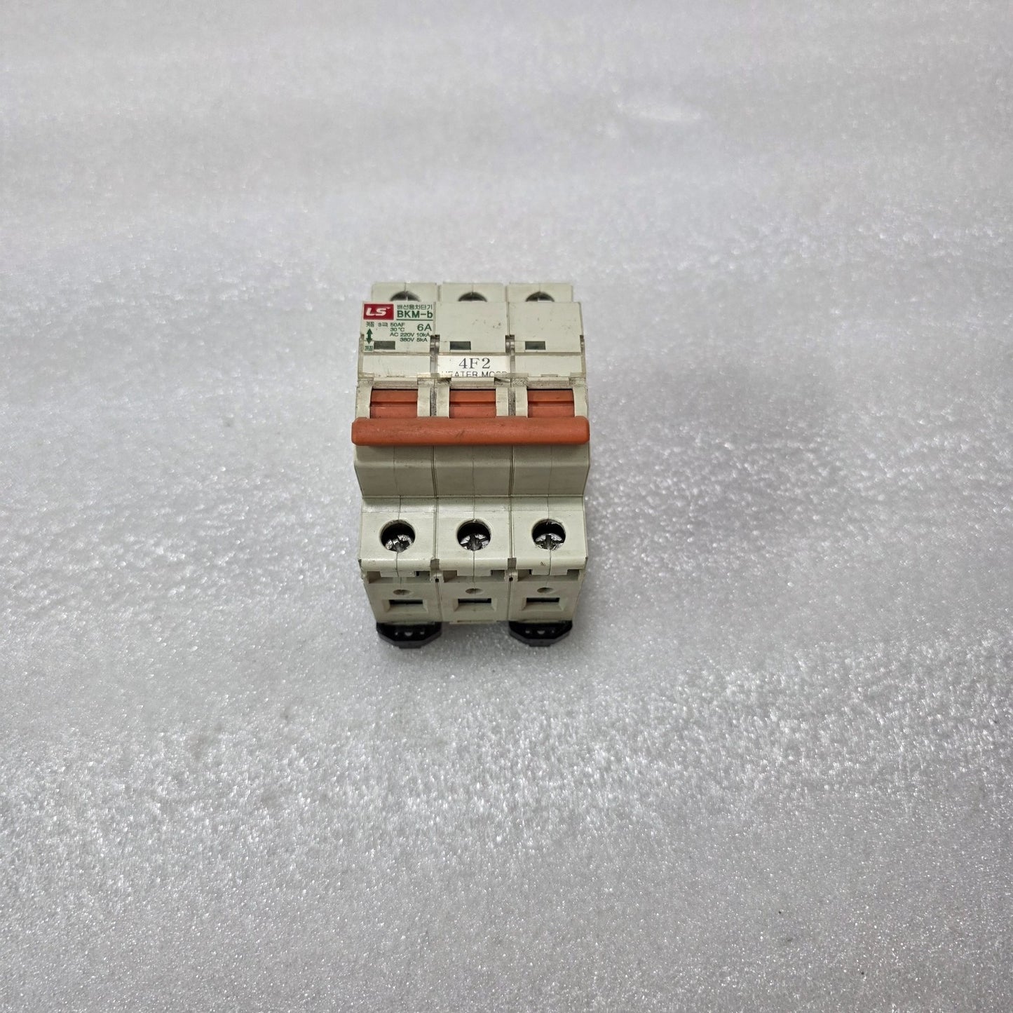 LS ELECTRIC BKM-b 6A 3 POLE MINIATURE CIRCUIT BREAKER MCB 380V K60947 SHANGHAI Y