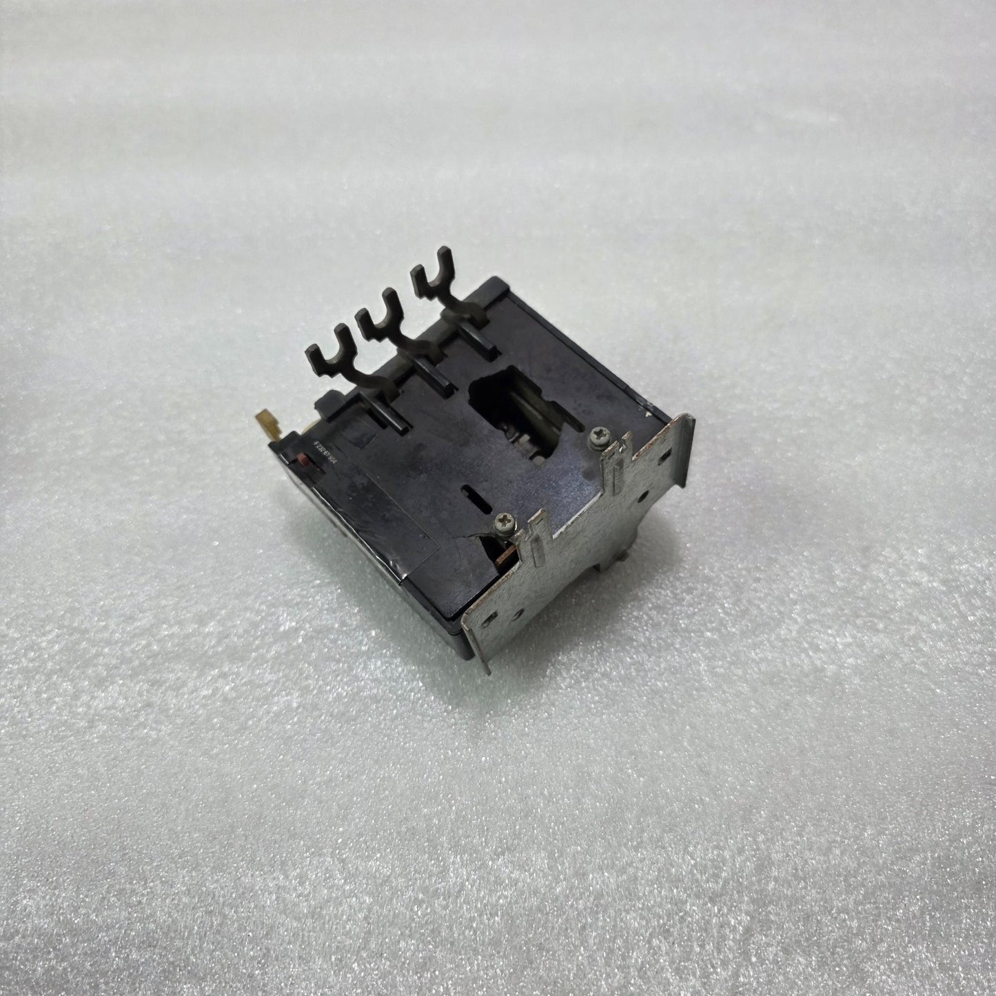 FUJI ELECTRIC TR-2N THERMAL OVERLOAD RELAY 18-26A JEM 1NC+1NO JAPAN