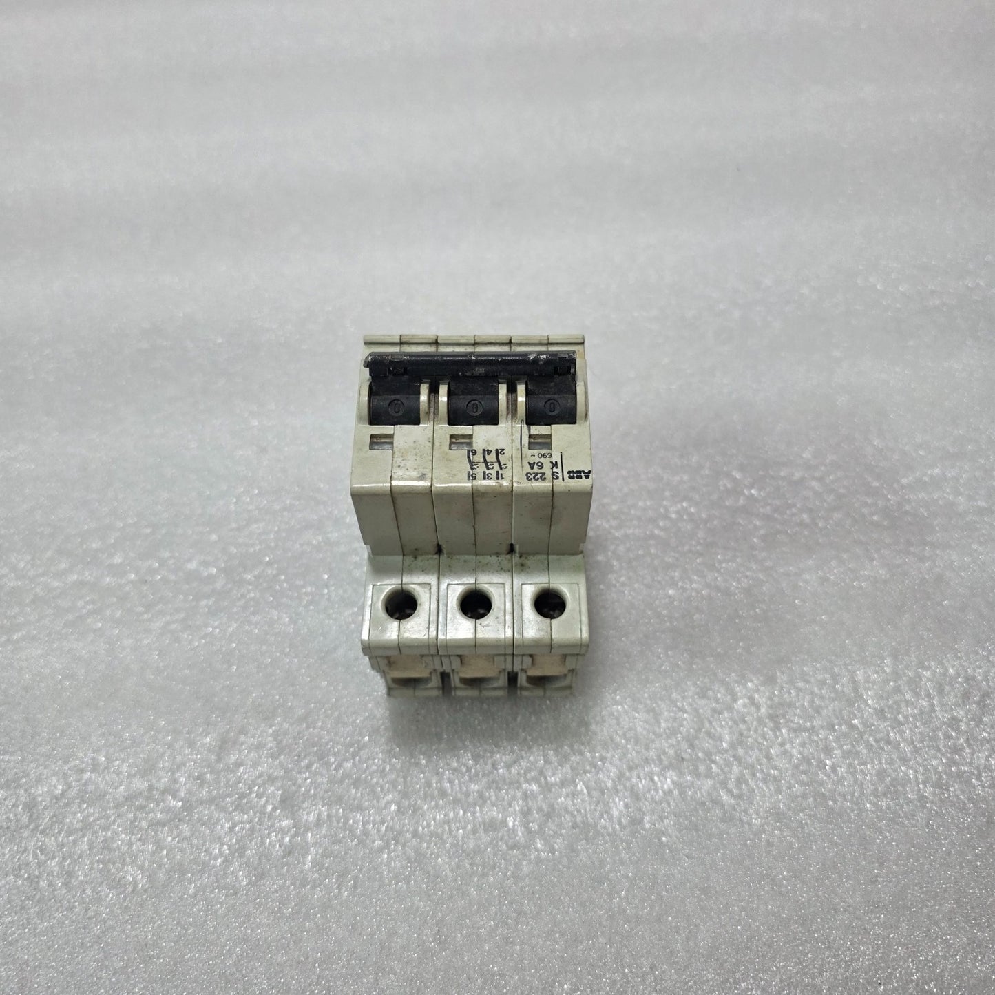 ABB S223 K6A 3 POLE MINIATURE CIRCUIT BREAKER MCB 6A 690V DIN RAIL