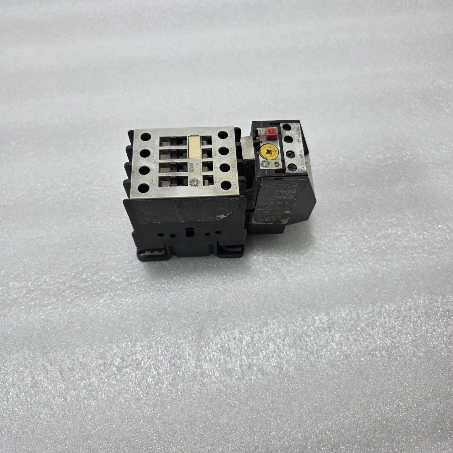 GE CL04A310M CONTACTOR WITH RTA1R THERMAL OVERLOAD RELAY 12-15A COMBINED UNIT