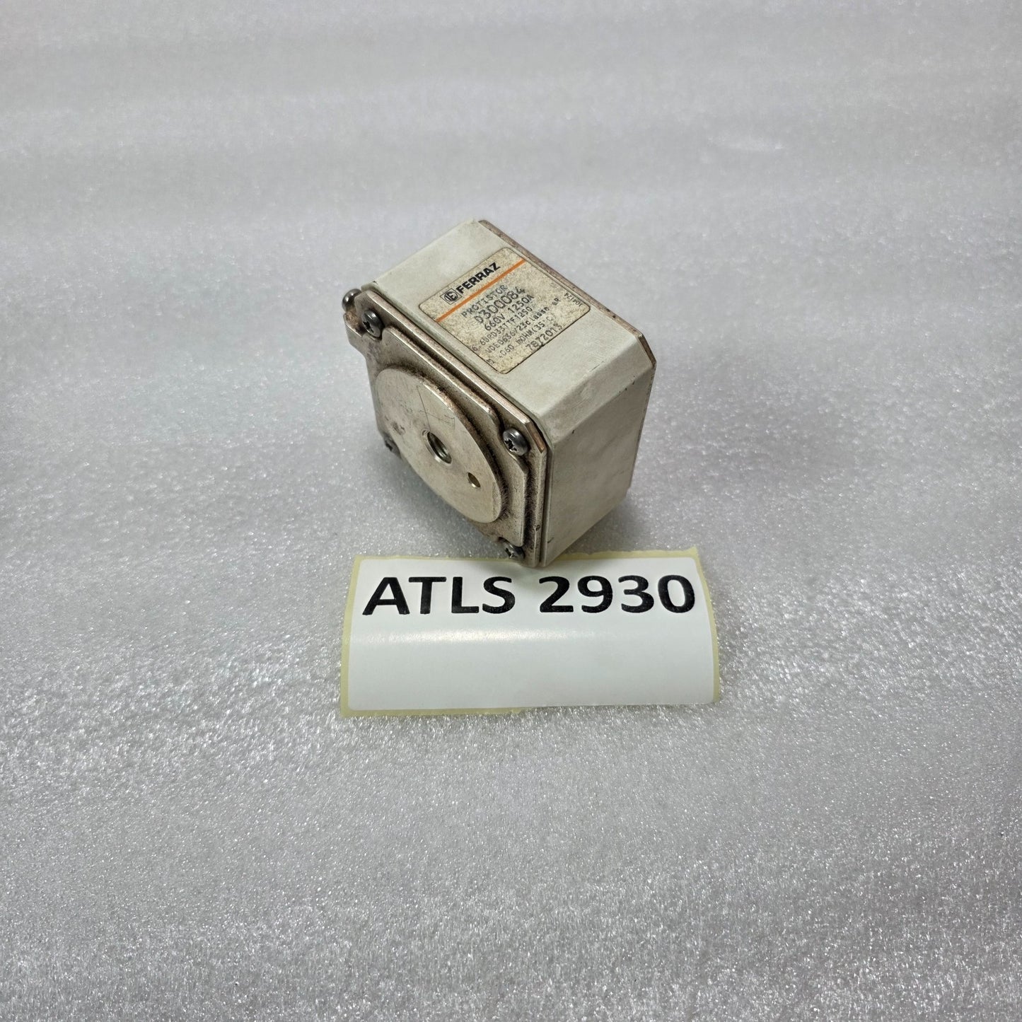 FERRAZ PROTISTOR D300084 SEMICONDUCTOR FUSE 660V 1250A aR VDE0636 C6URD33