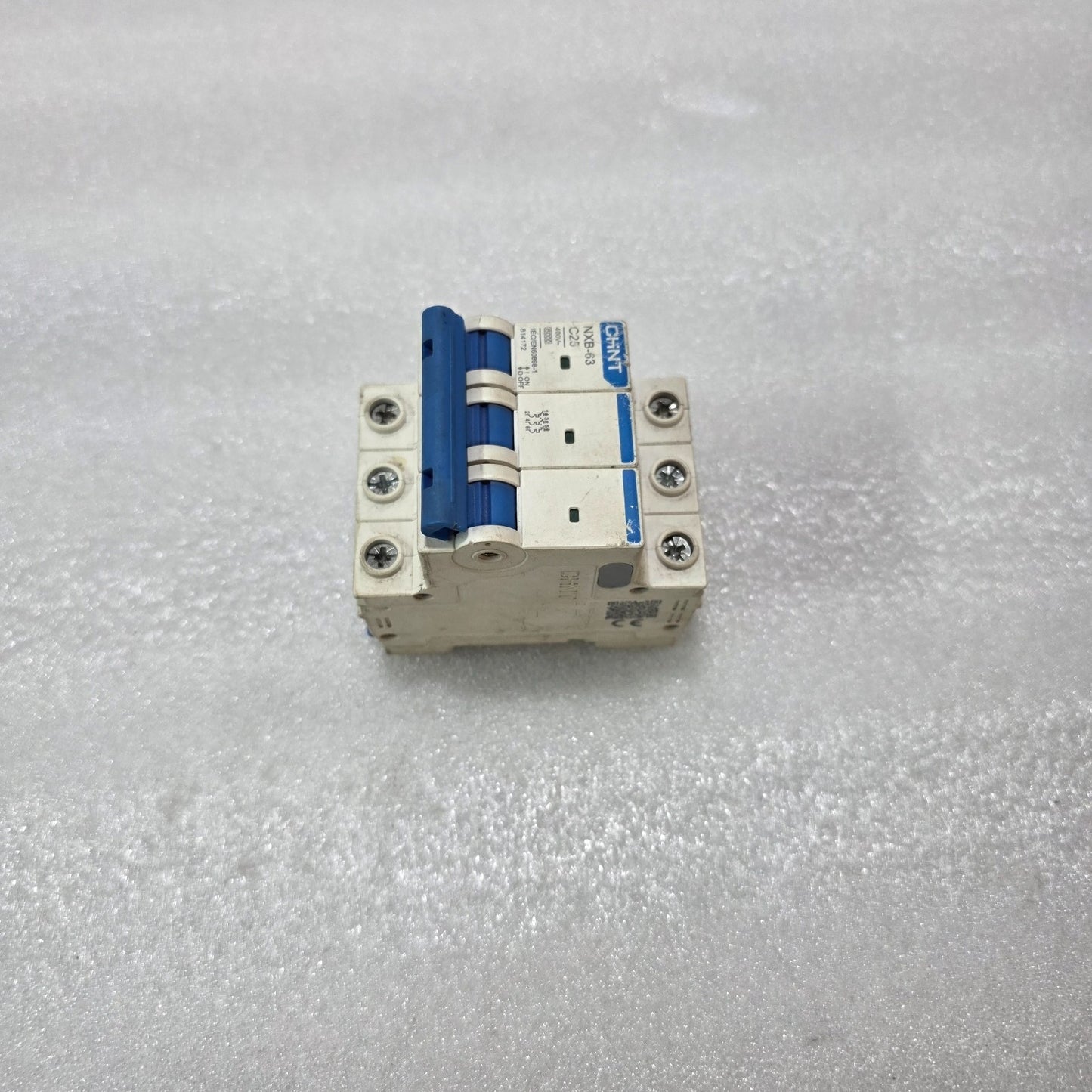 CHINT NXB-63 C25 3 POLE MINIATURE CIRCUIT BREAKER MCB 25A 400V IEC/EN60898-1