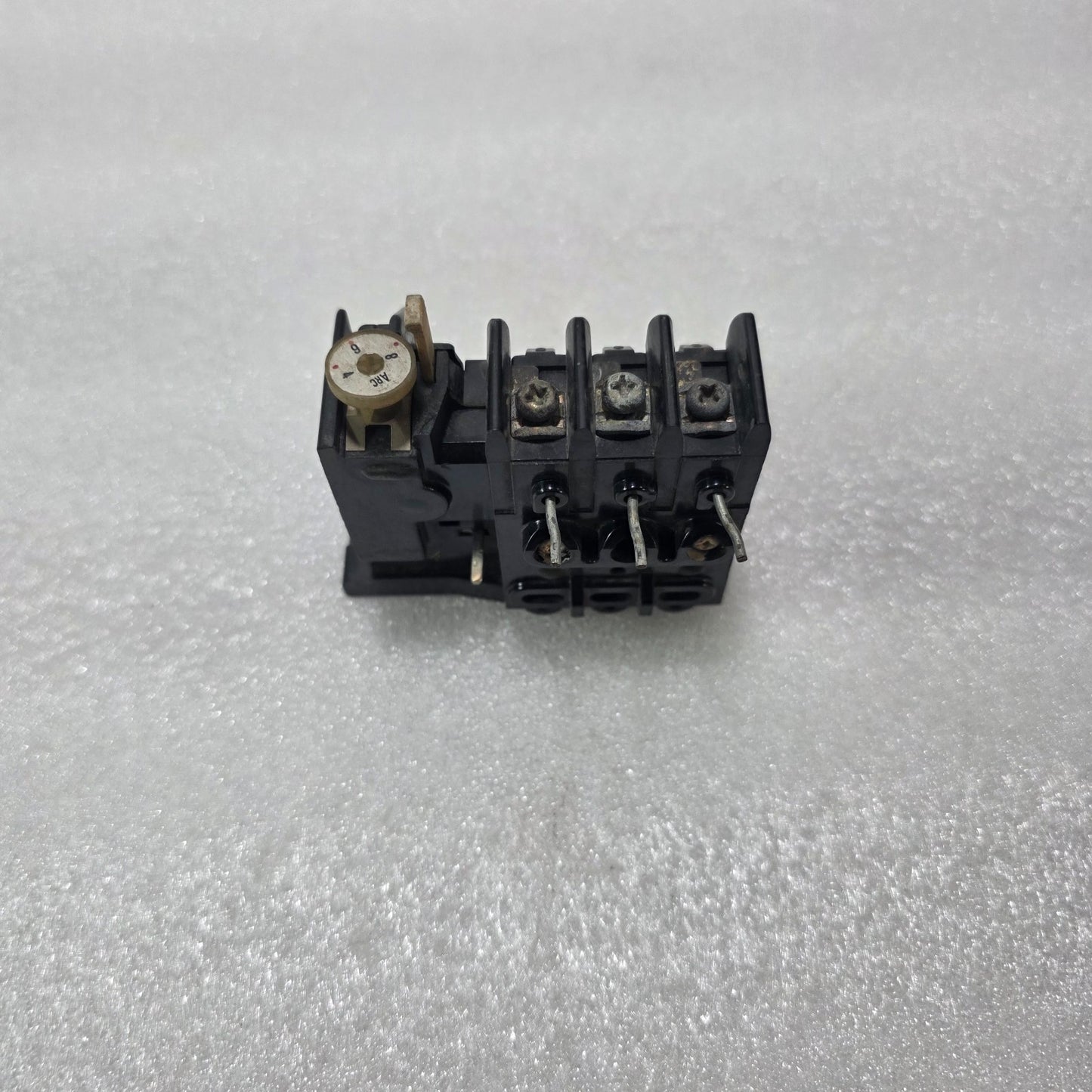 FUJI ELECTRIC RC.3737-1C THERMAL OVERLOAD RELAY 4-8A 5413A